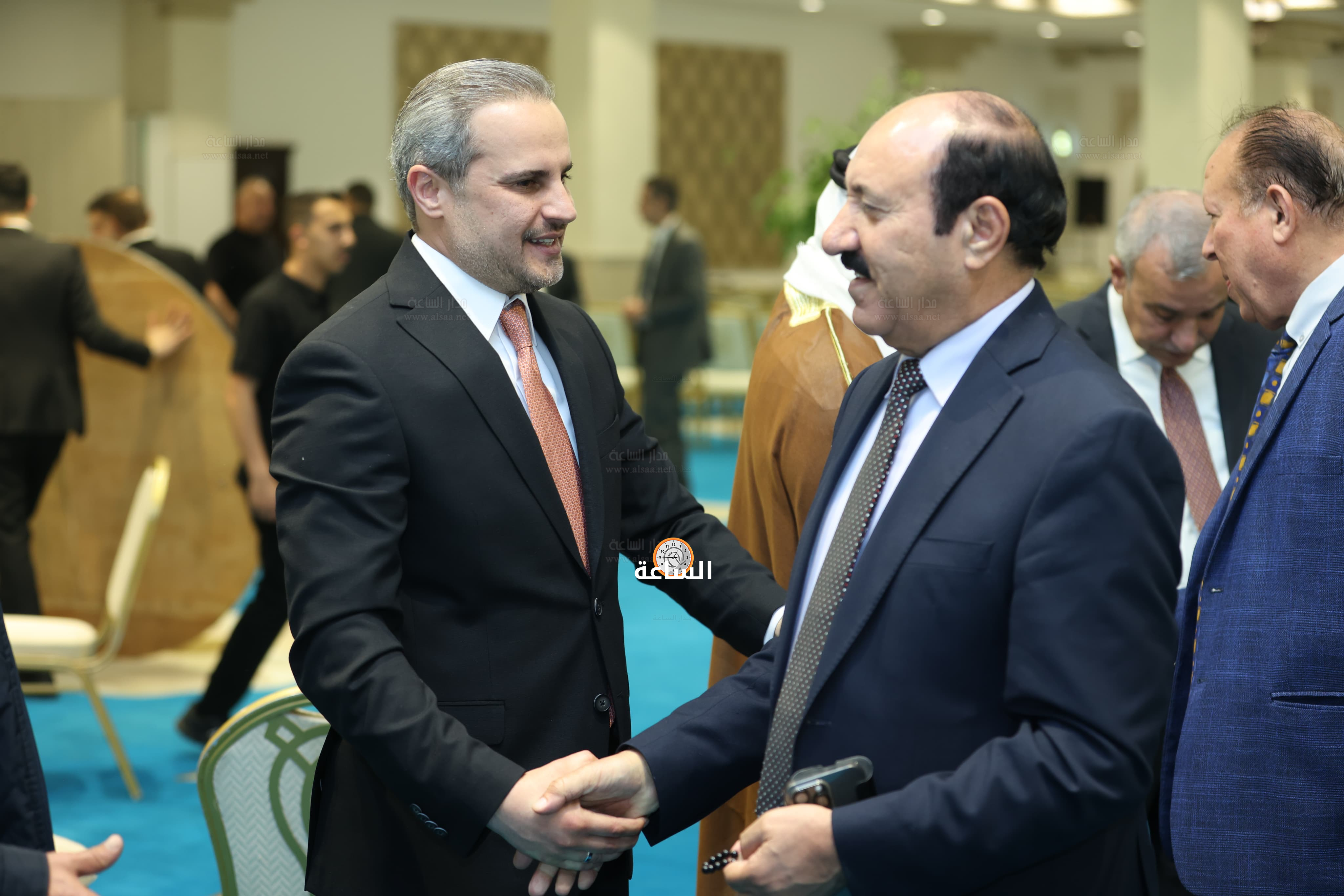 Madar Al-Saa Images 0.8806256396649906