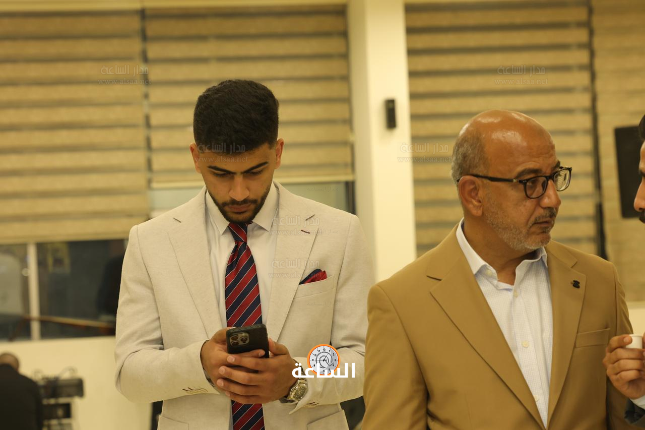 Madar Al-Saa Images 0.9945216127343812