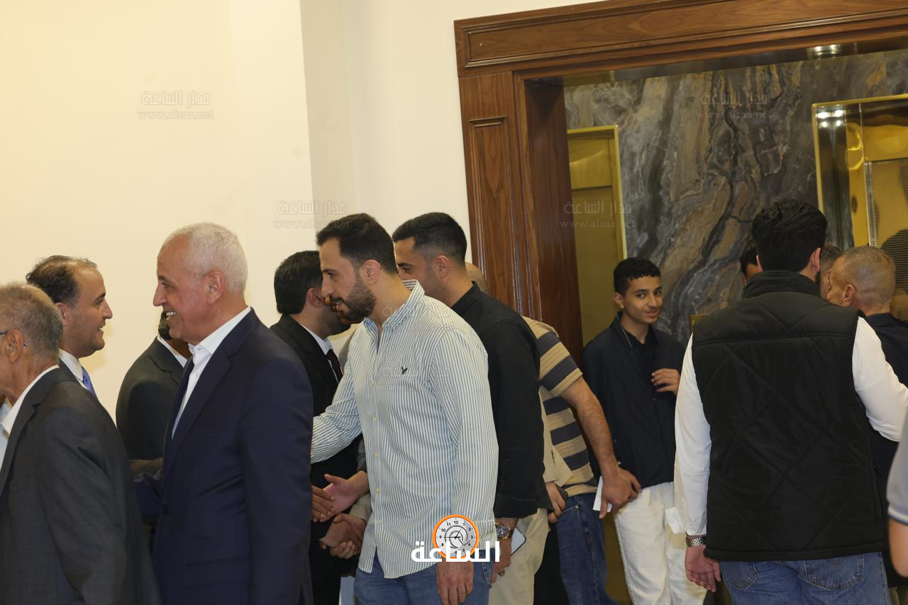 Madar Al-Saa Images 0.5009348109438774