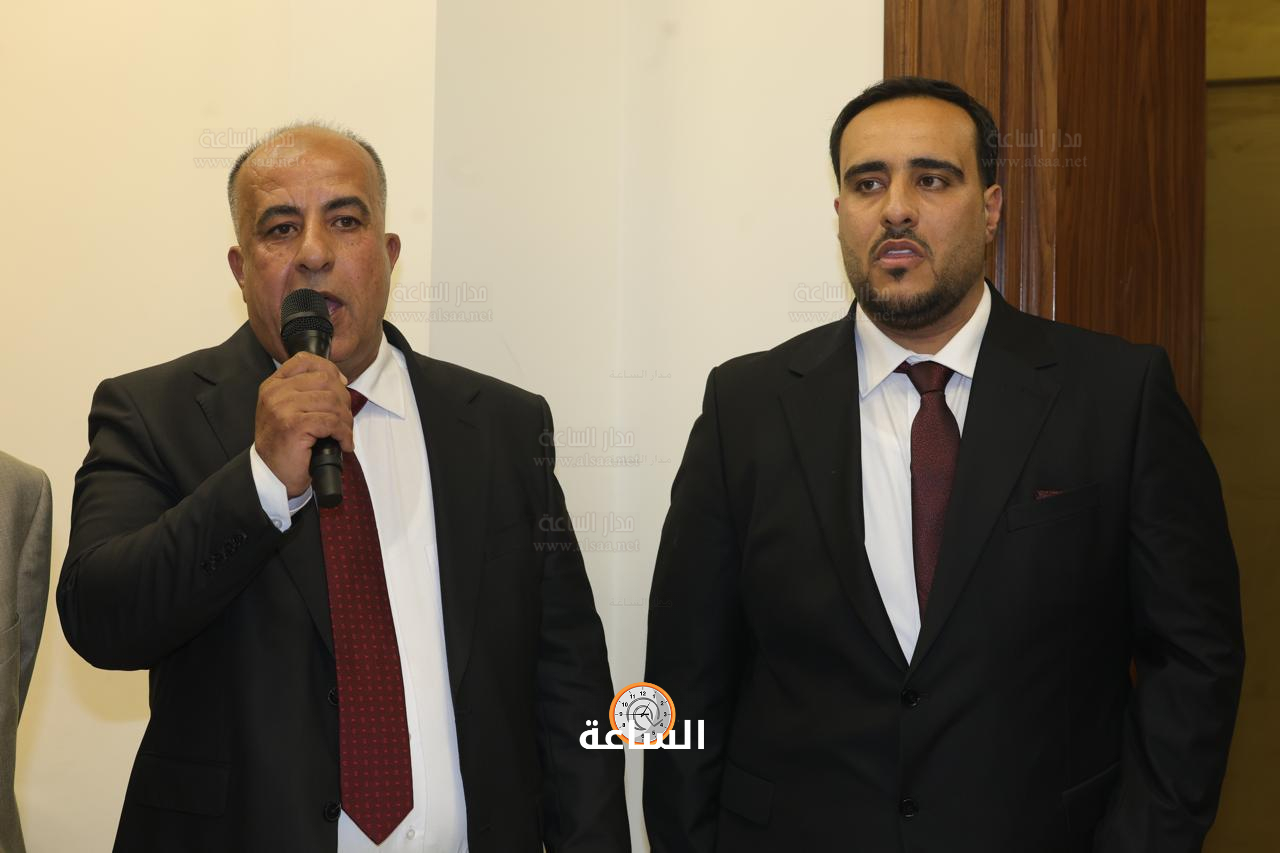 Madar Al-Saa Images 0.34956399140358607