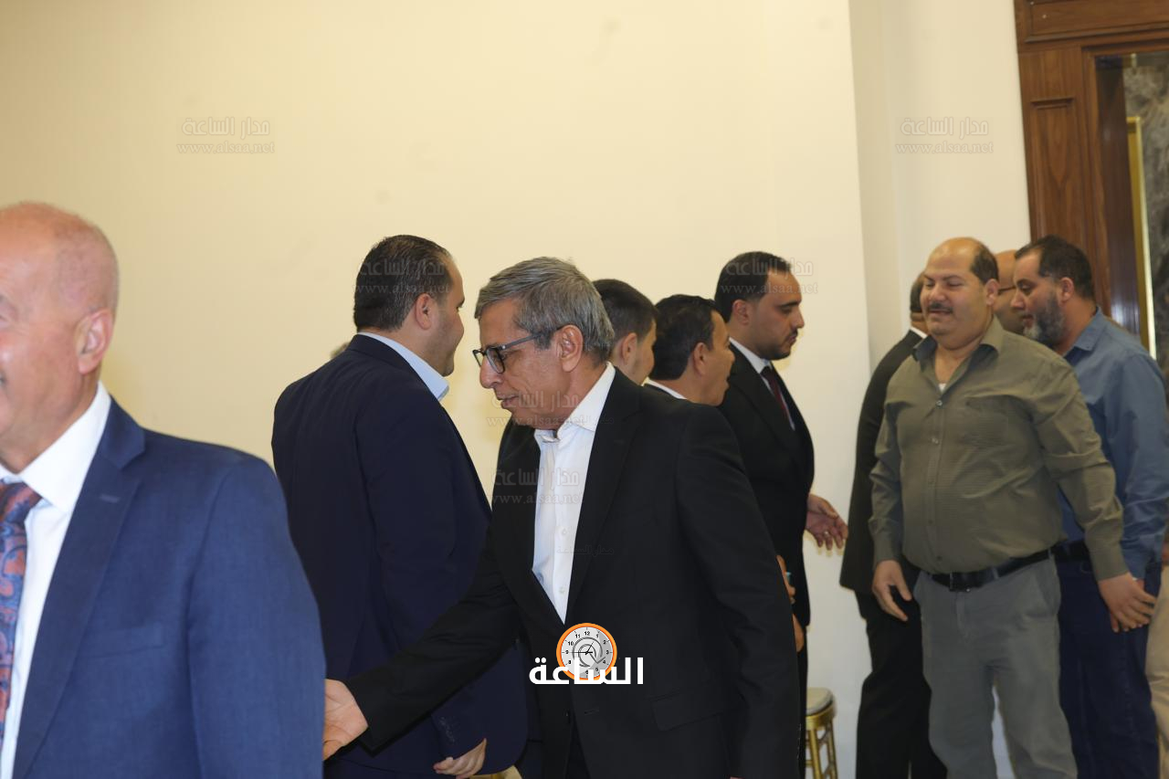 Madar Al-Saa Images 0.354823574493079