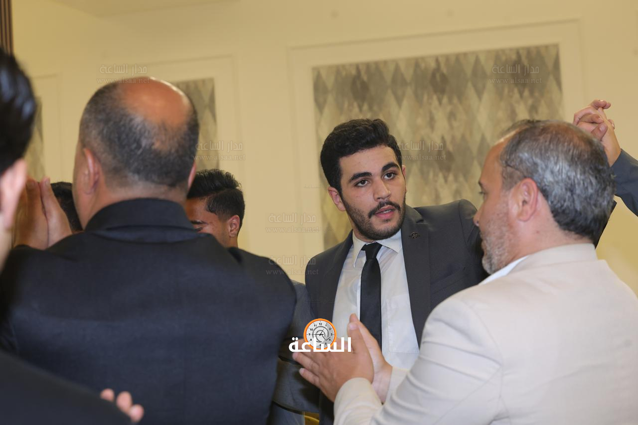 Madar Al-Saa Images 0.3493120169459175