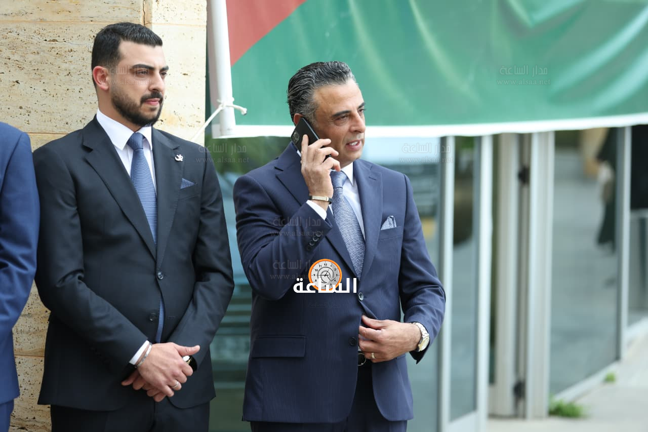 Madar Al-Saa Images 0.3423167107963174