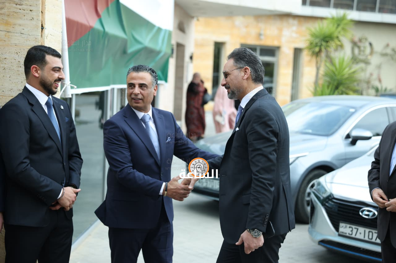 Madar Al-Saa Images 0.10734001556817774