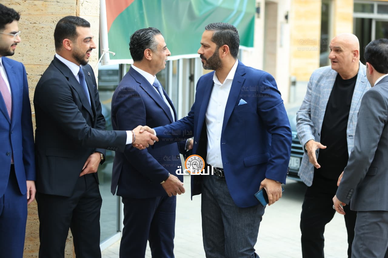 Madar Al-Saa Images 0.7754048328170529