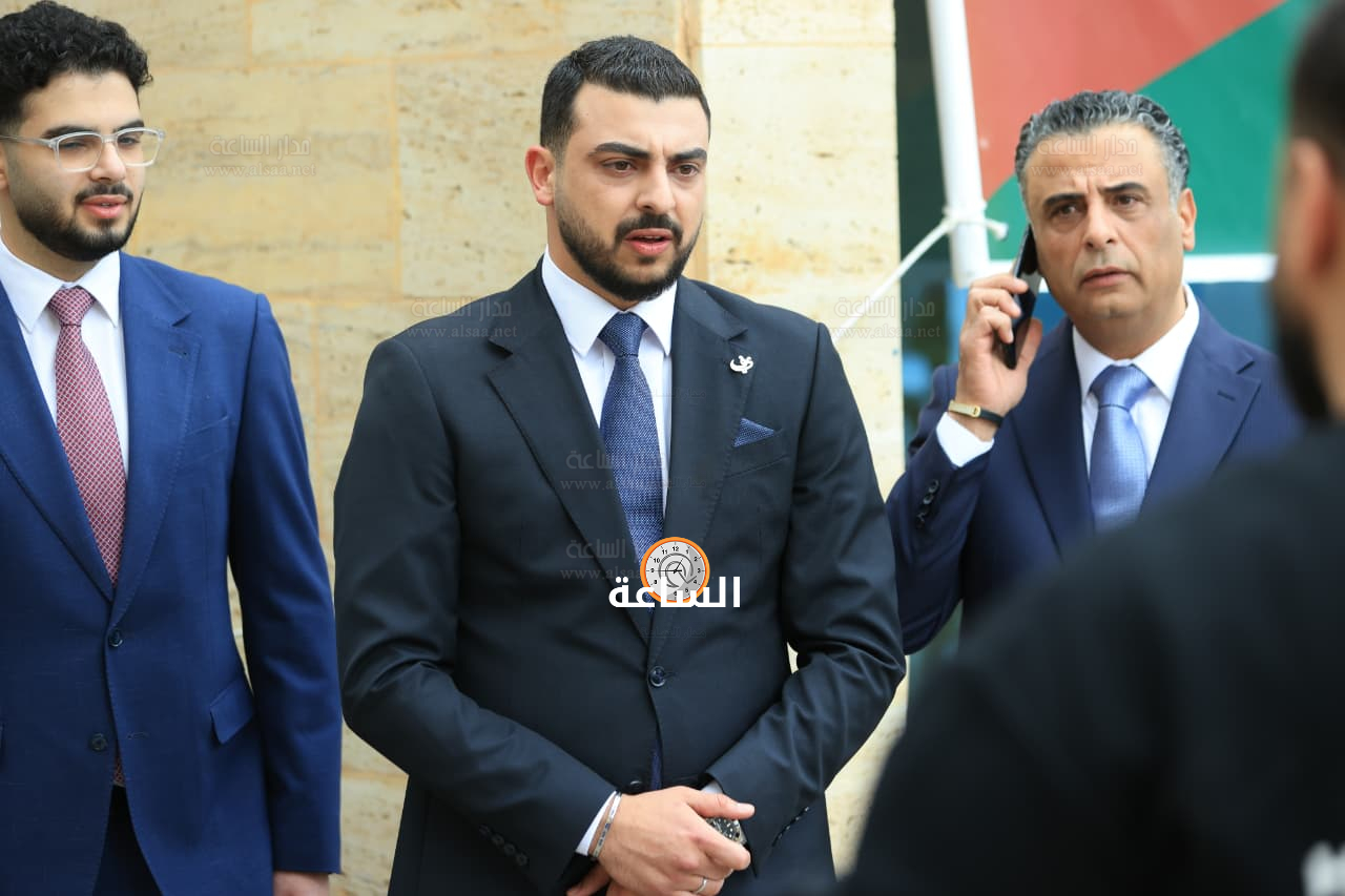 Madar Al-Saa Images 0.48689539732938125