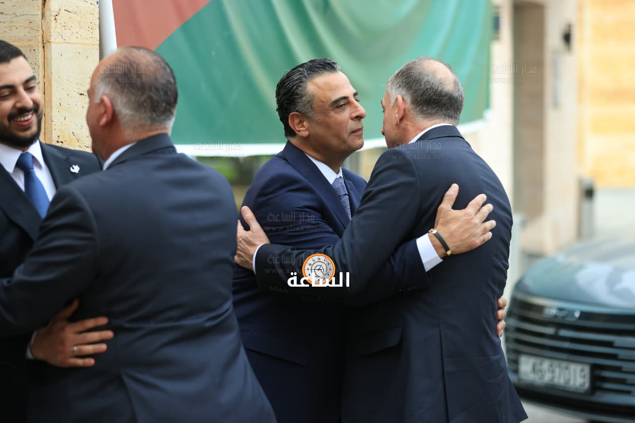 Madar Al-Saa Images 0.020786820087863034