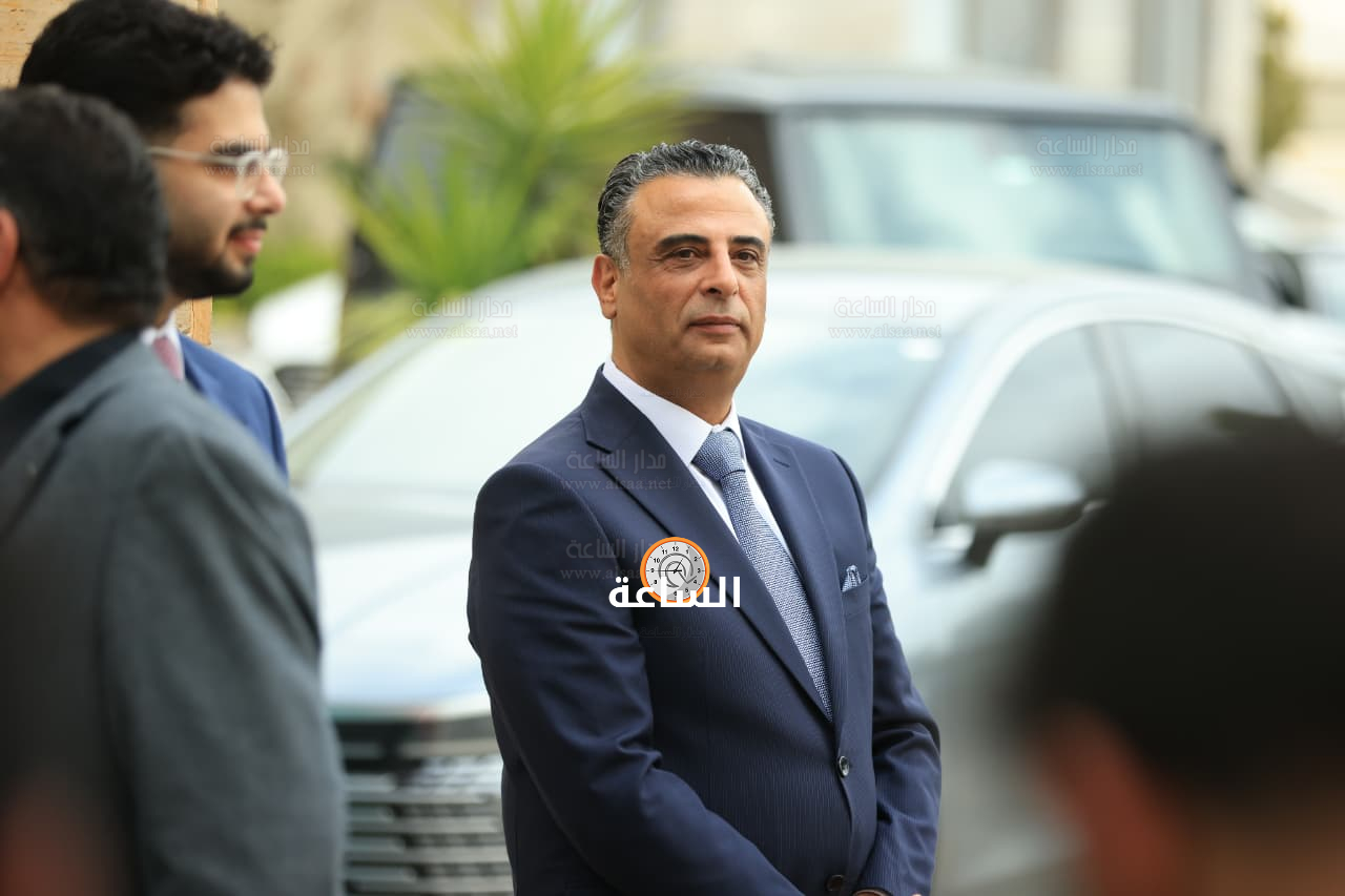 Madar Al-Saa Images 0.17068806947303372