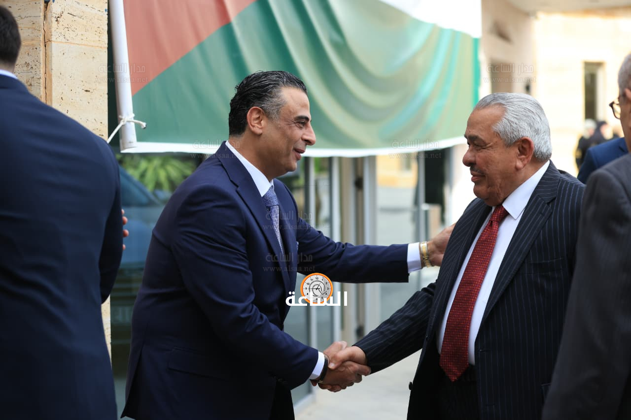 Madar Al-Saa Images 0.7820579920047329