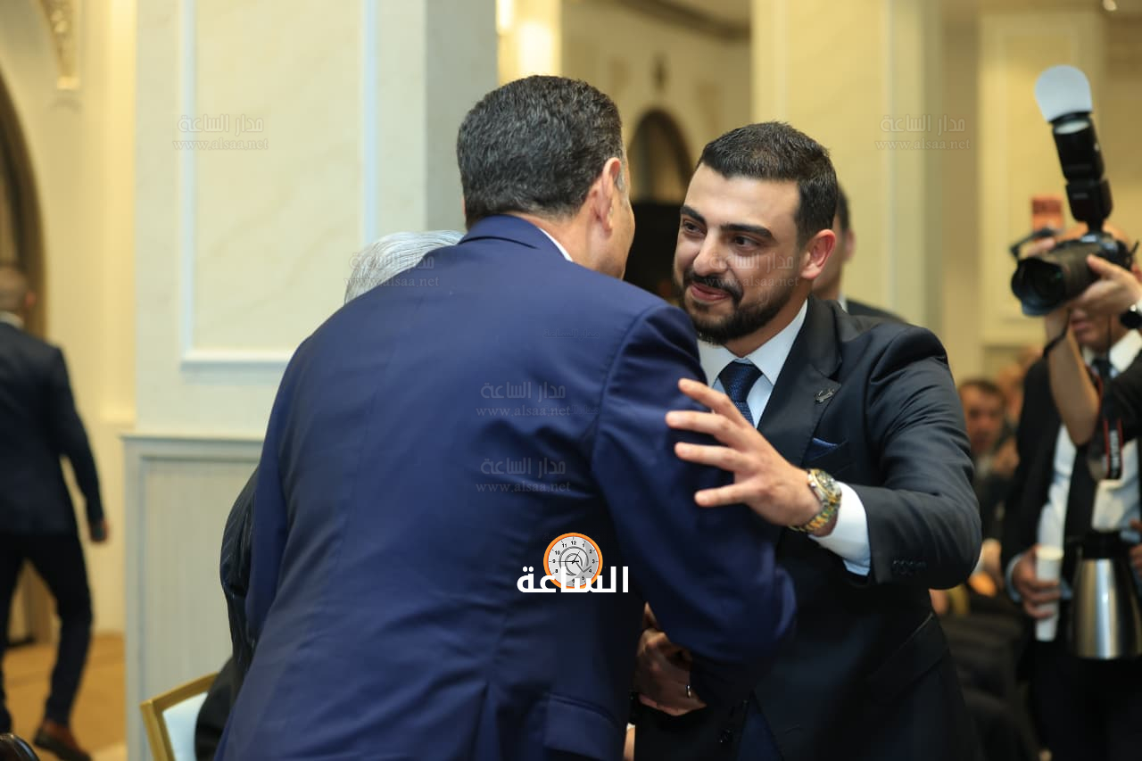 Madar Al-Saa Images 0.04183095131311021