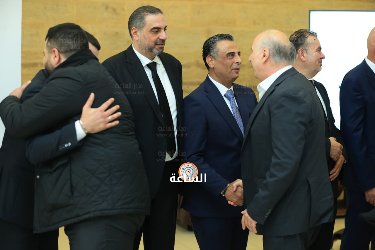 Madar Al-Saa Images 0.2896314102283689