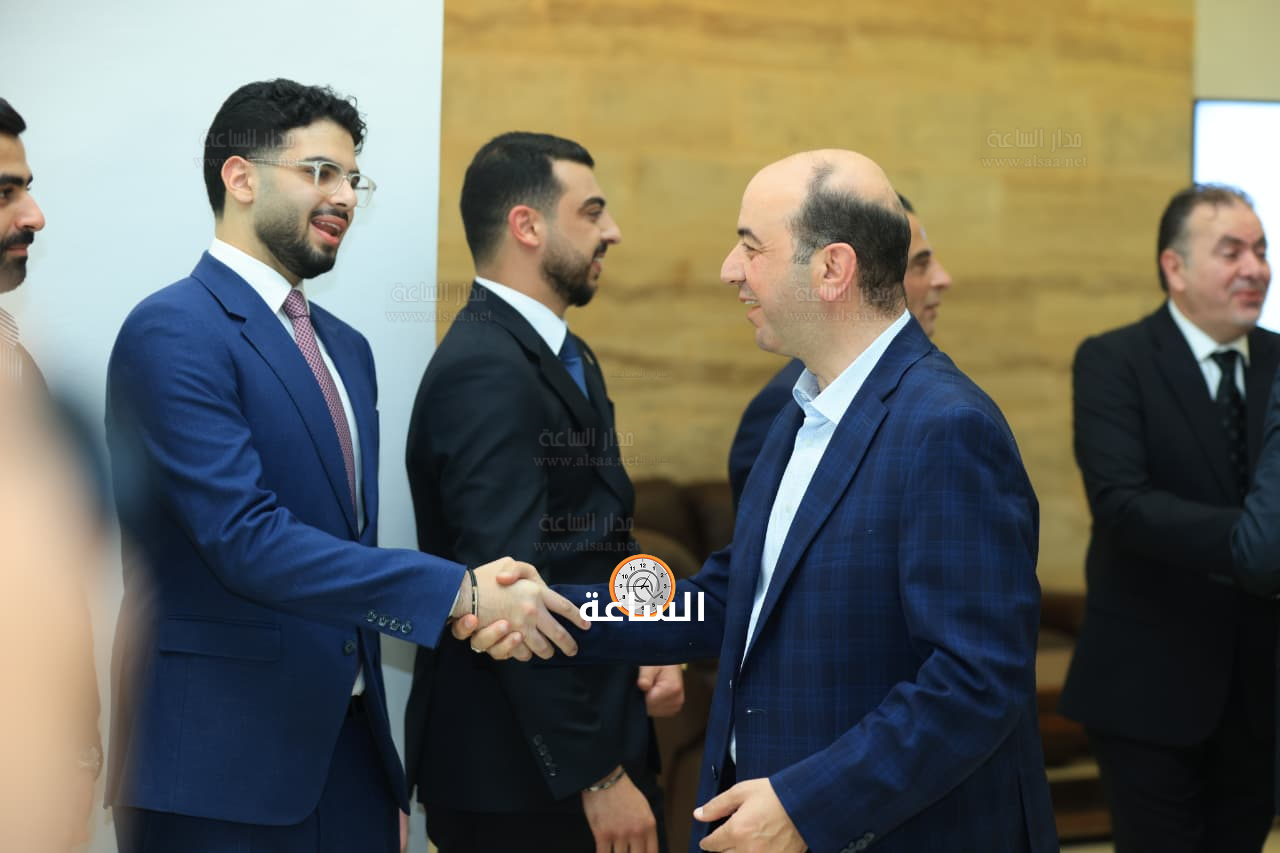 Madar Al-Saa Images 0.05216993665244485