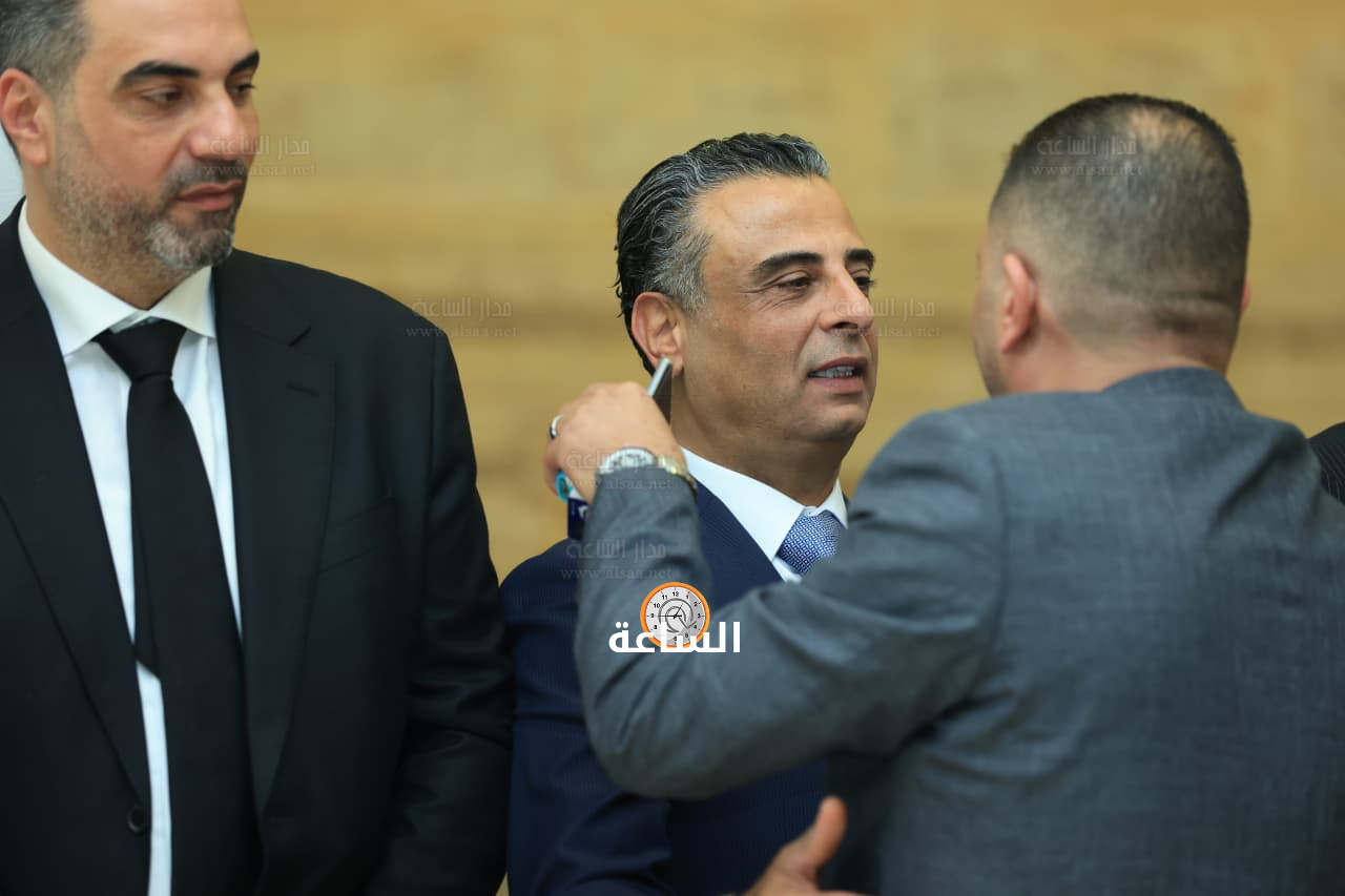 Madar Al-Saa Images 0.5395107654287323