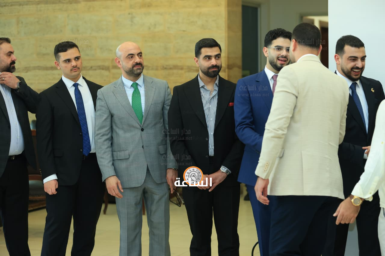 Madar Al-Saa Images 0.952351057128426