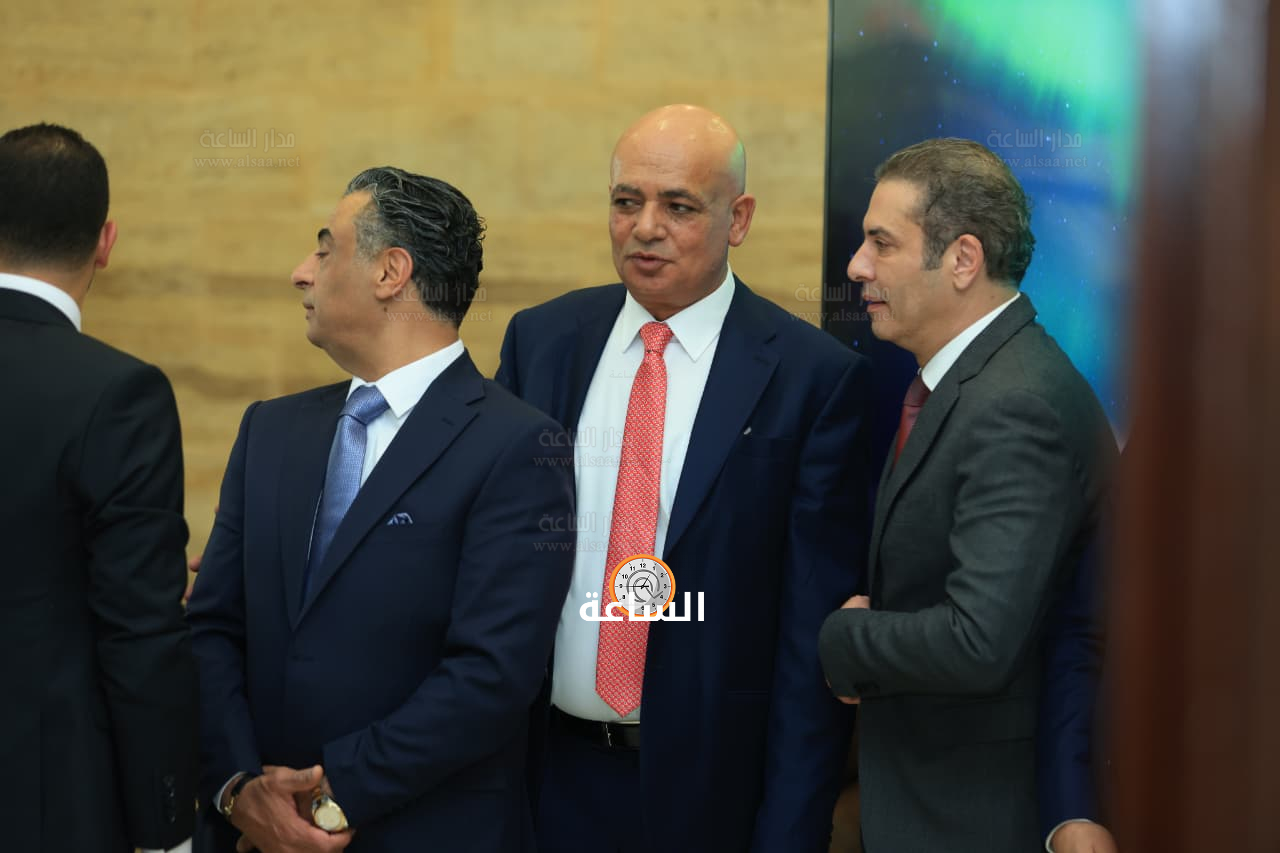 Madar Al-Saa Images 0.9490052371379137