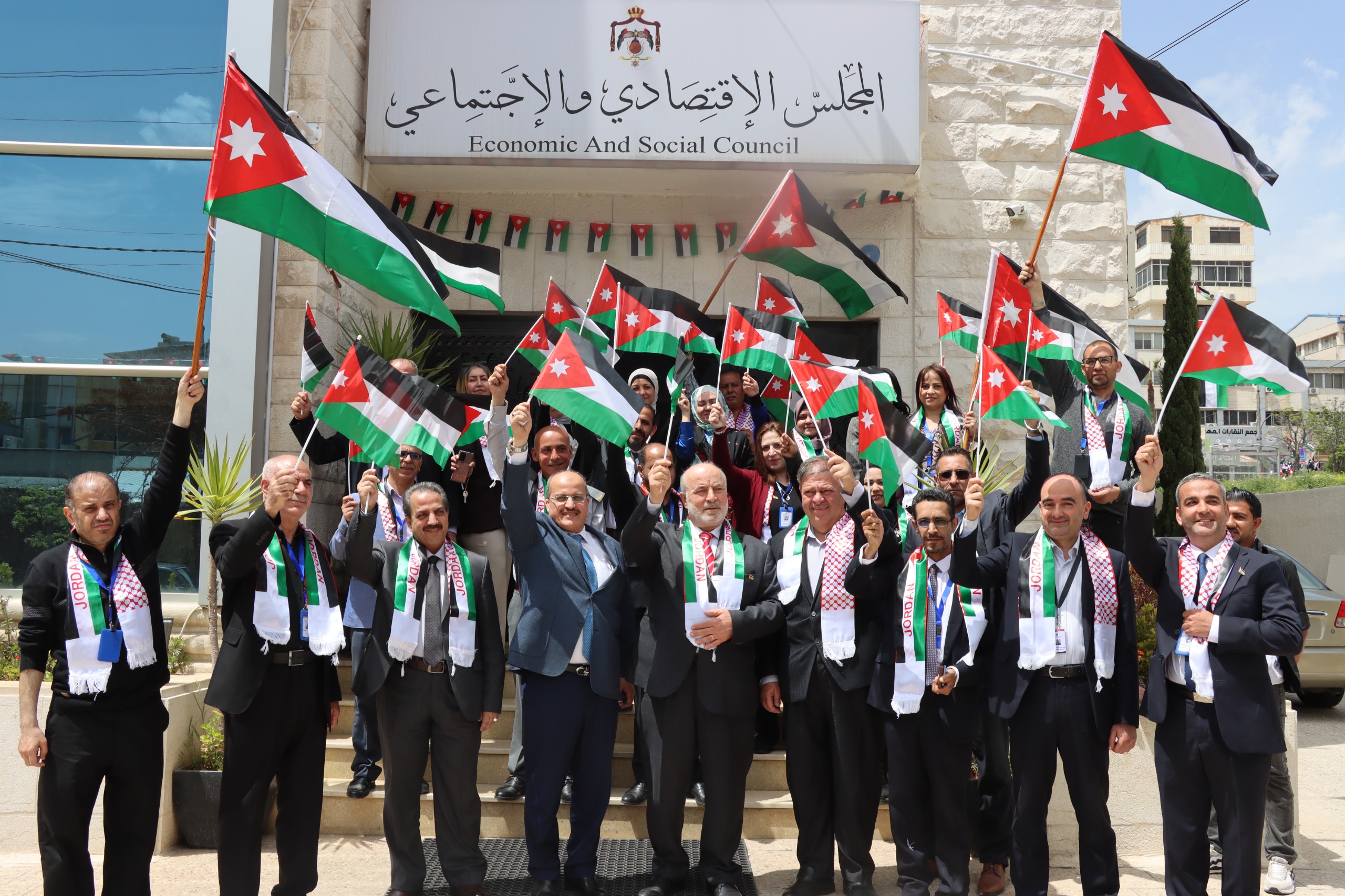 Madar Al-Saa Images 0.651287866643276