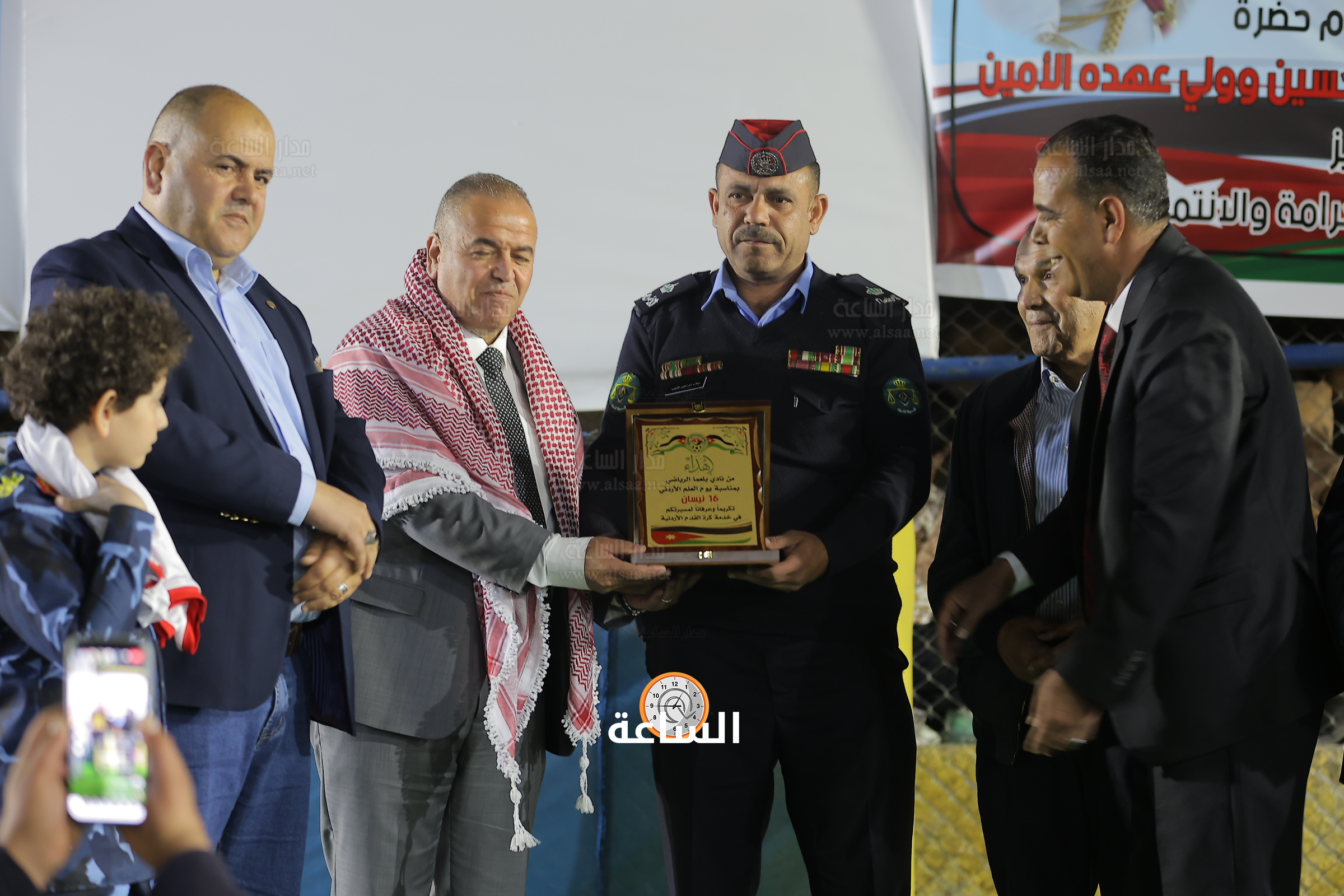 Madar Al-Saa Images 0.3235377840798057