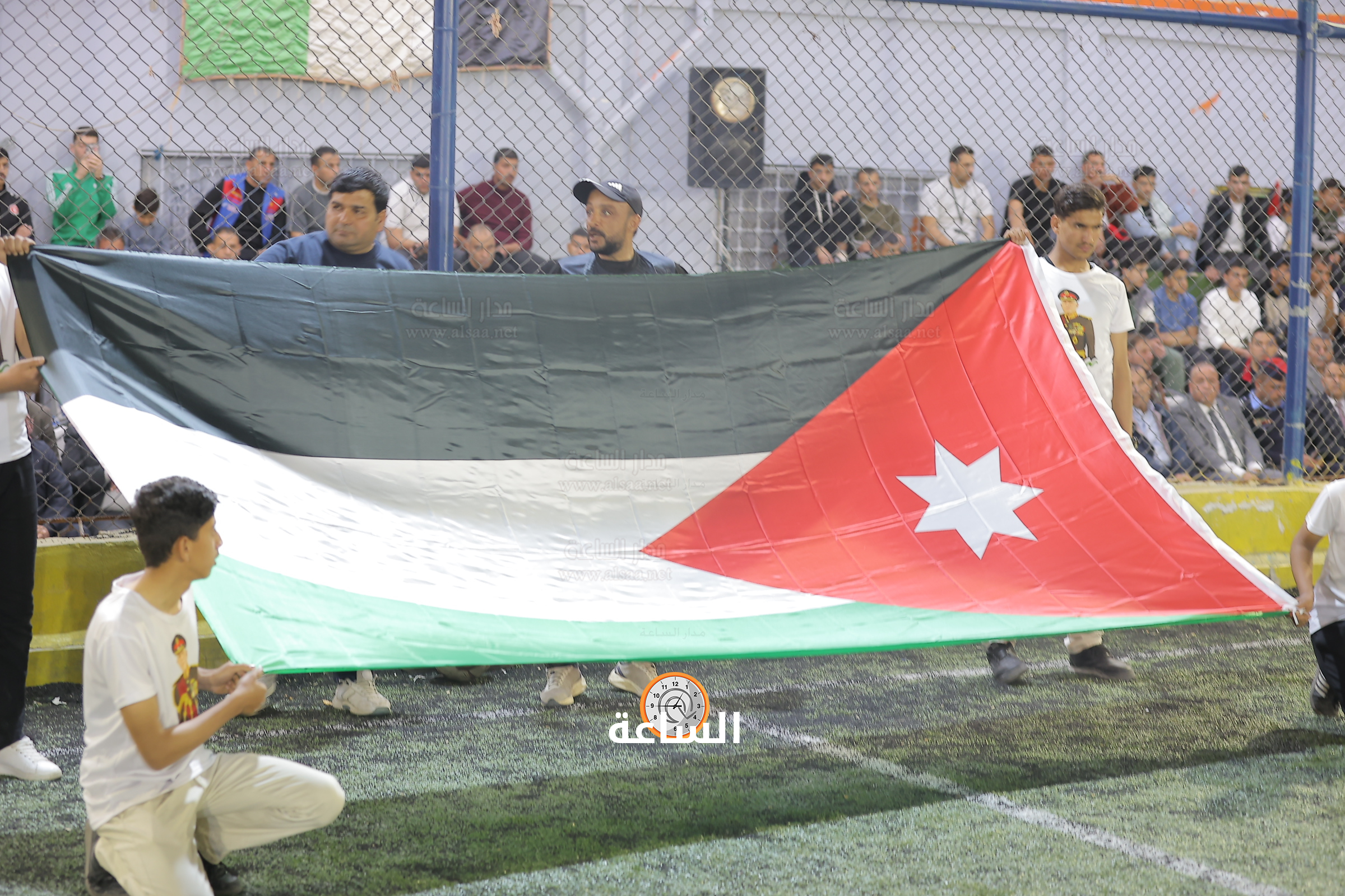 Madar Al-Saa Images 0.8000623707569386