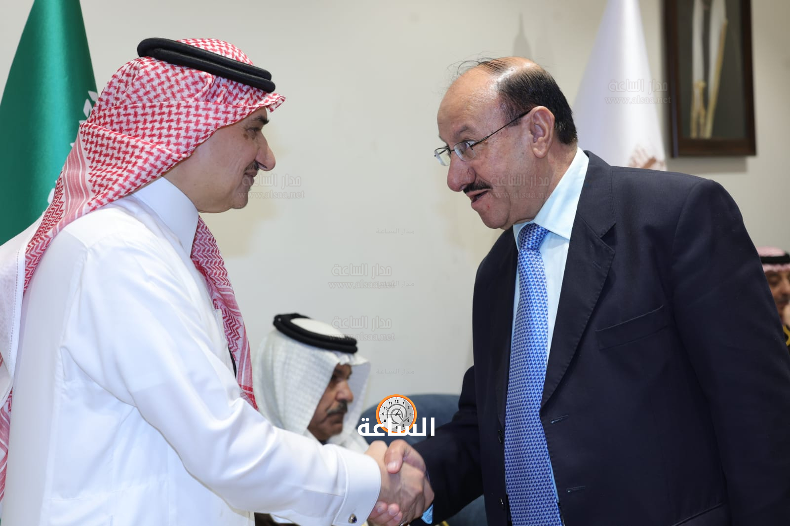 Madar Al-Saa Images 0.033954033153468455