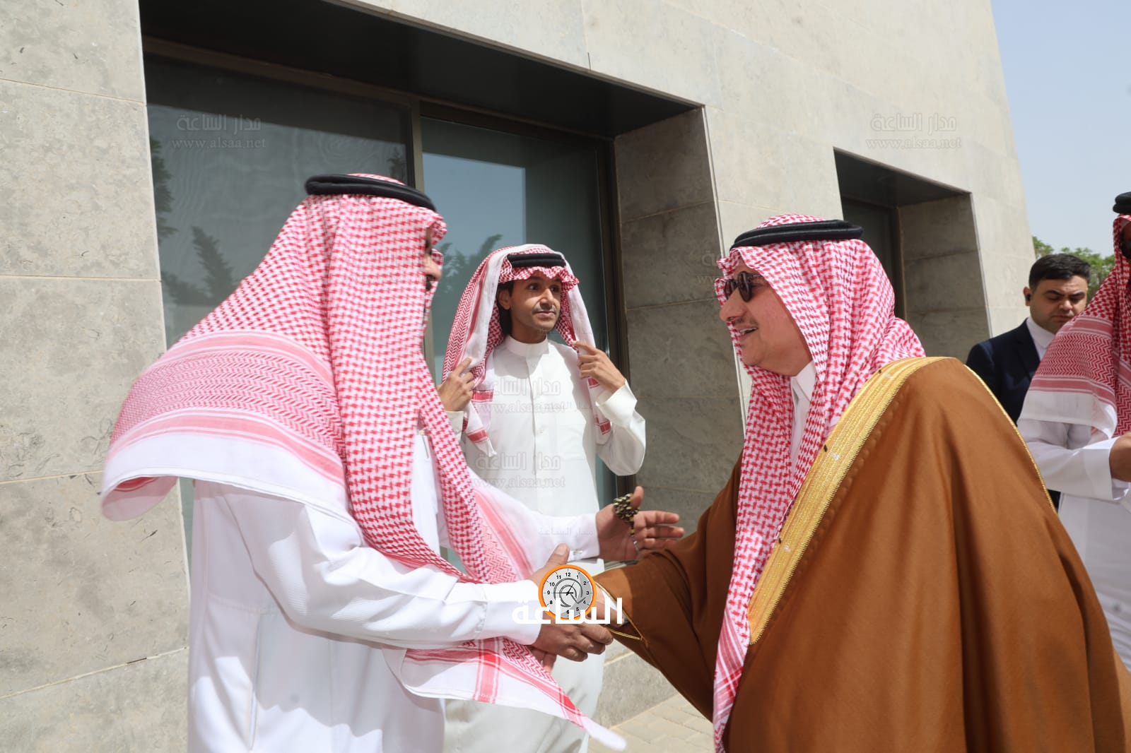 Madar Al-Saa Images 0.4164864719562287