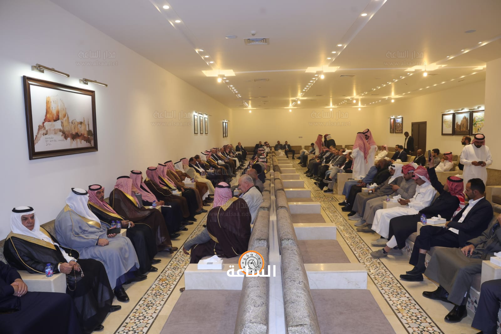 Madar Al-Saa Images 0.9714575136196469