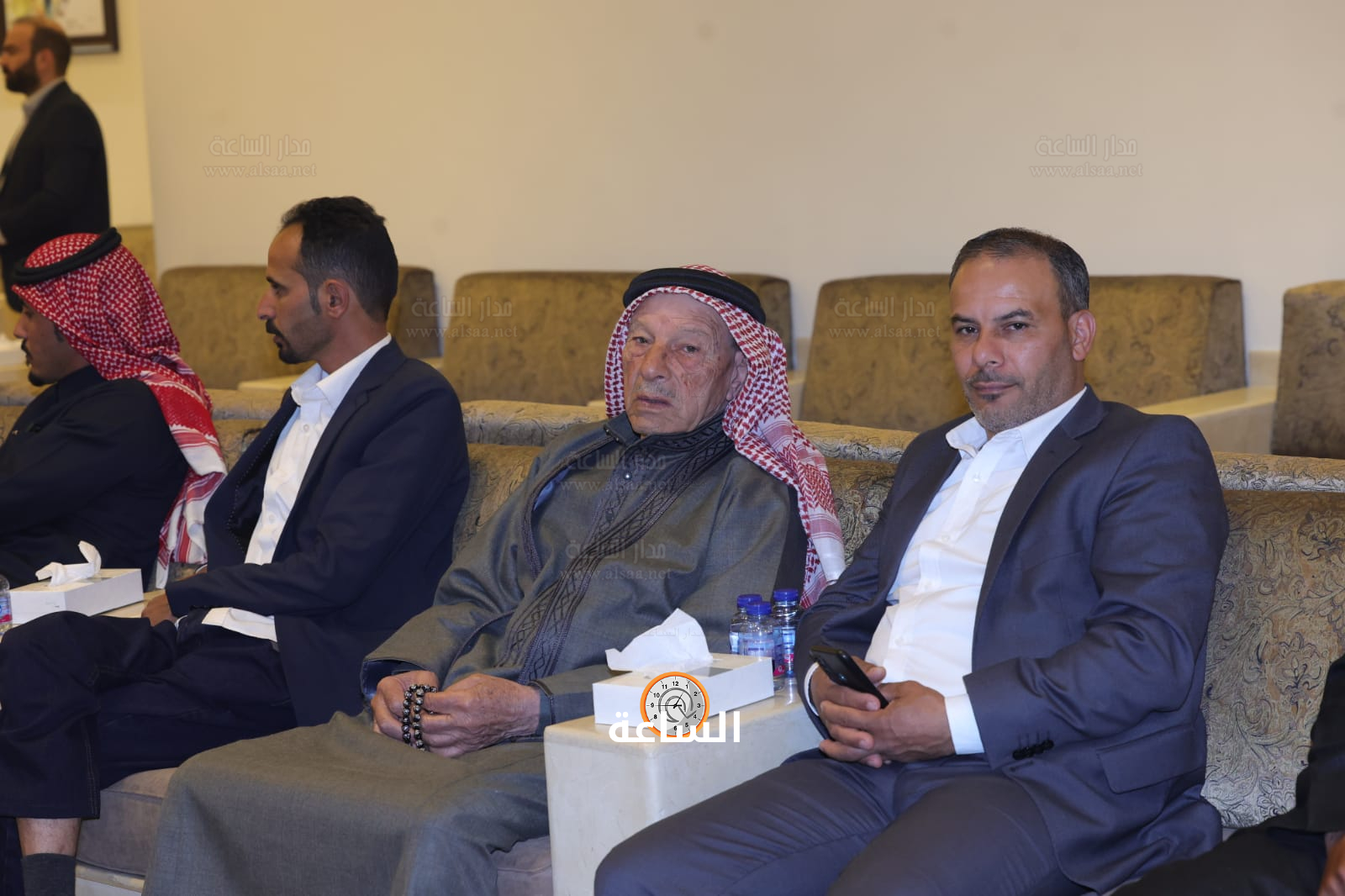 Madar Al-Saa Images 0.3822066021615965