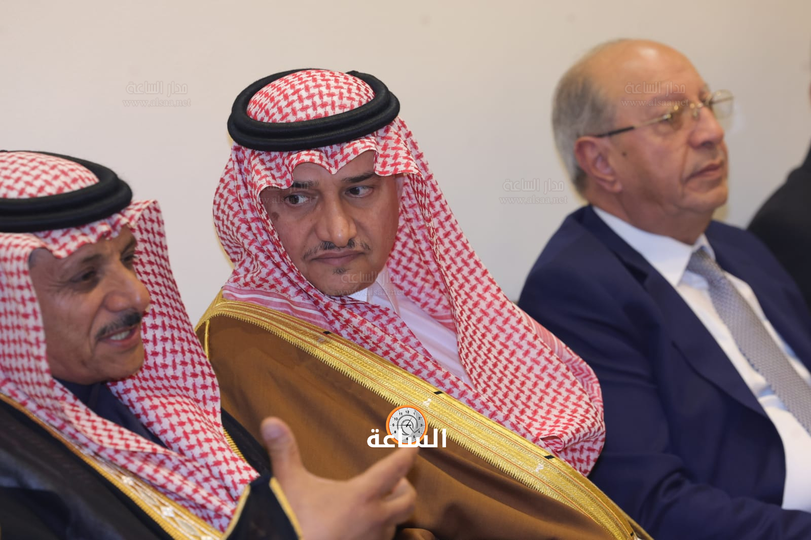 Madar Al-Saa Images 0.8330683136381123