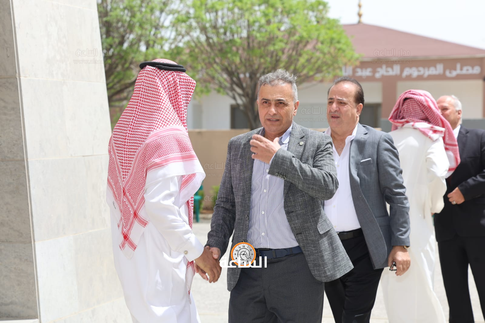 Madar Al-Saa Images 0.24745400942179419