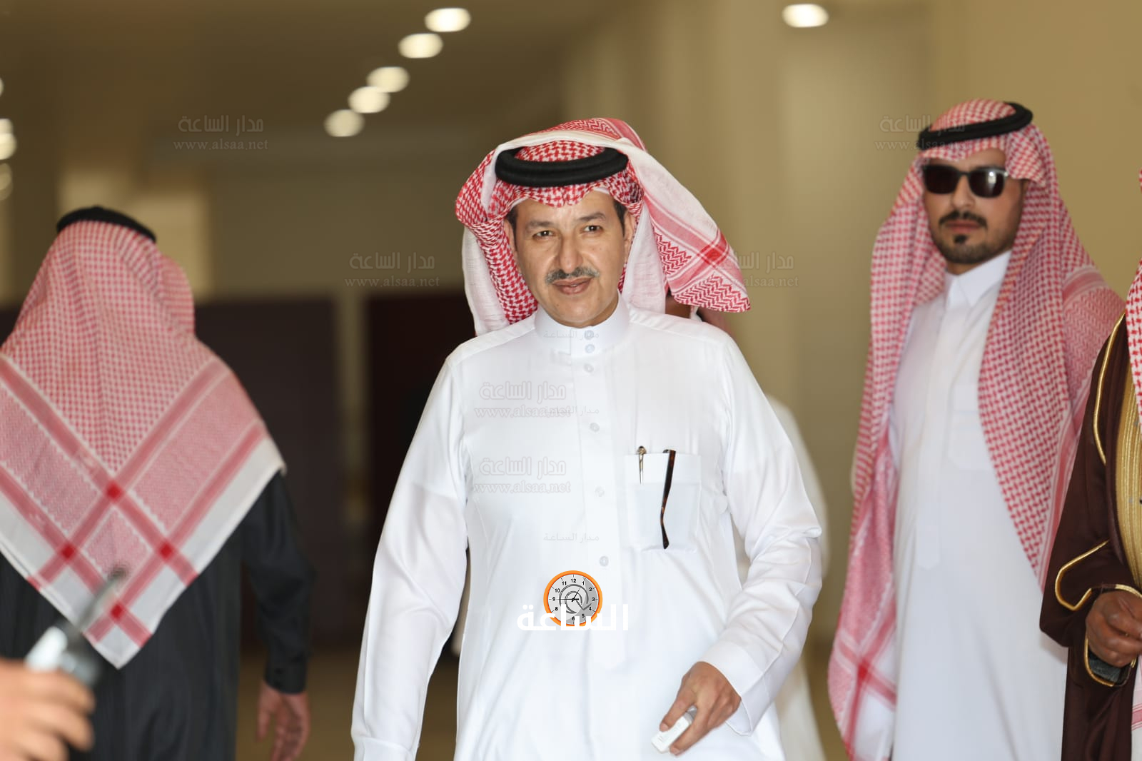 Madar Al-Saa Images 0.42878497752497846