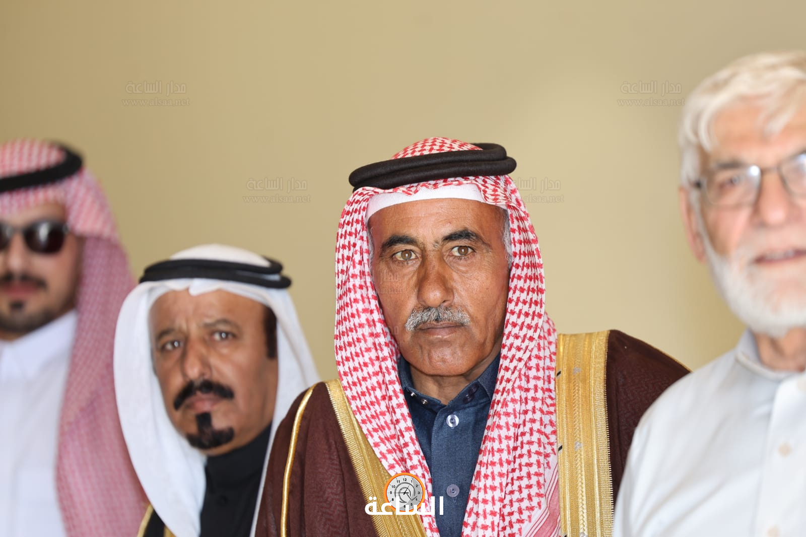 Madar Al-Saa Images 0.32241105045377605