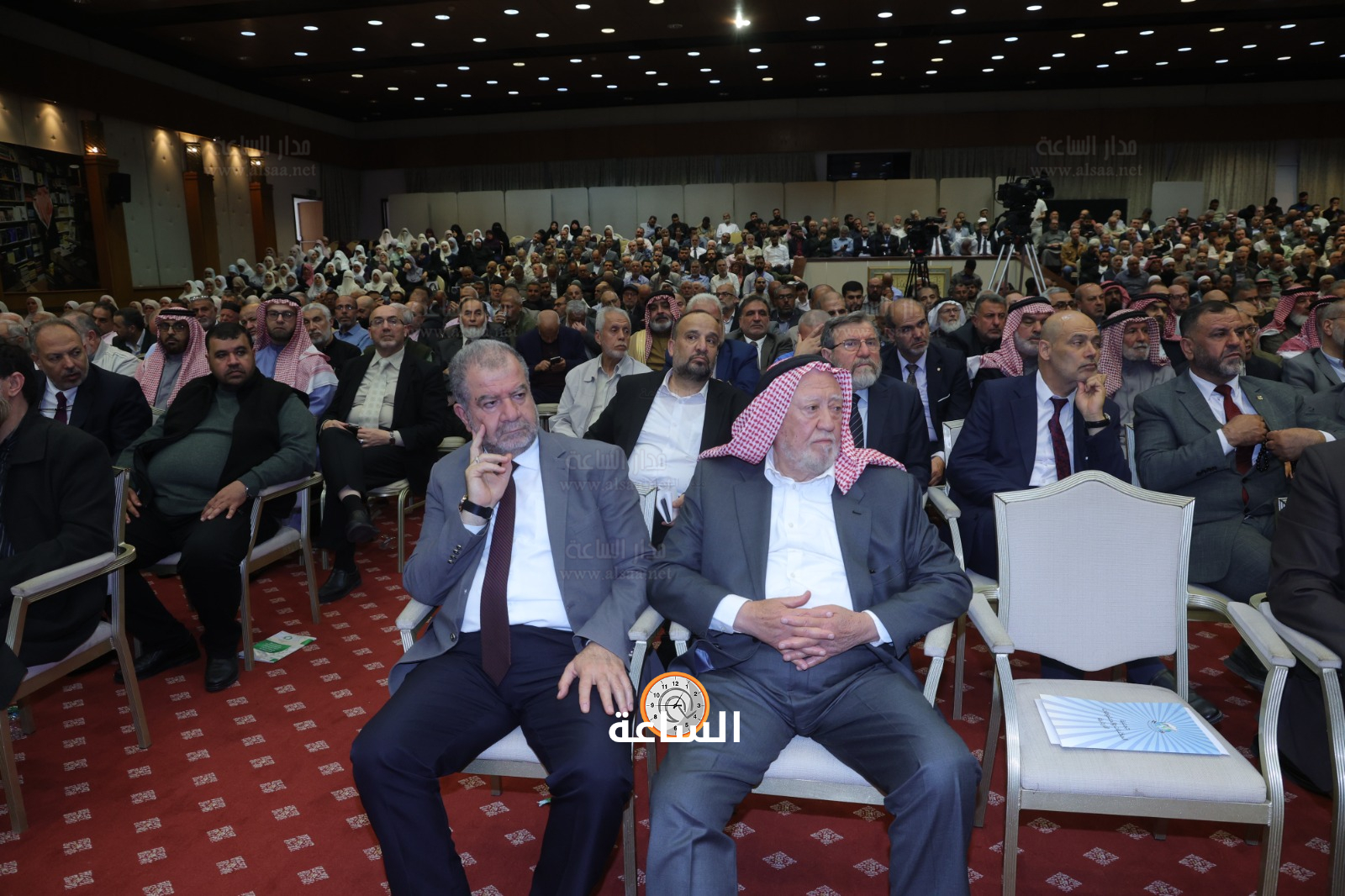 Madar Al-Saa Images 0.04451217356703796