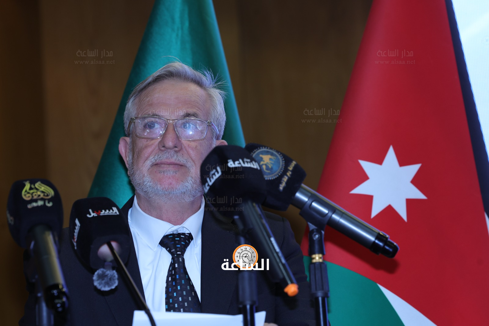 Madar Al-Saa Images 0.37793139692756317