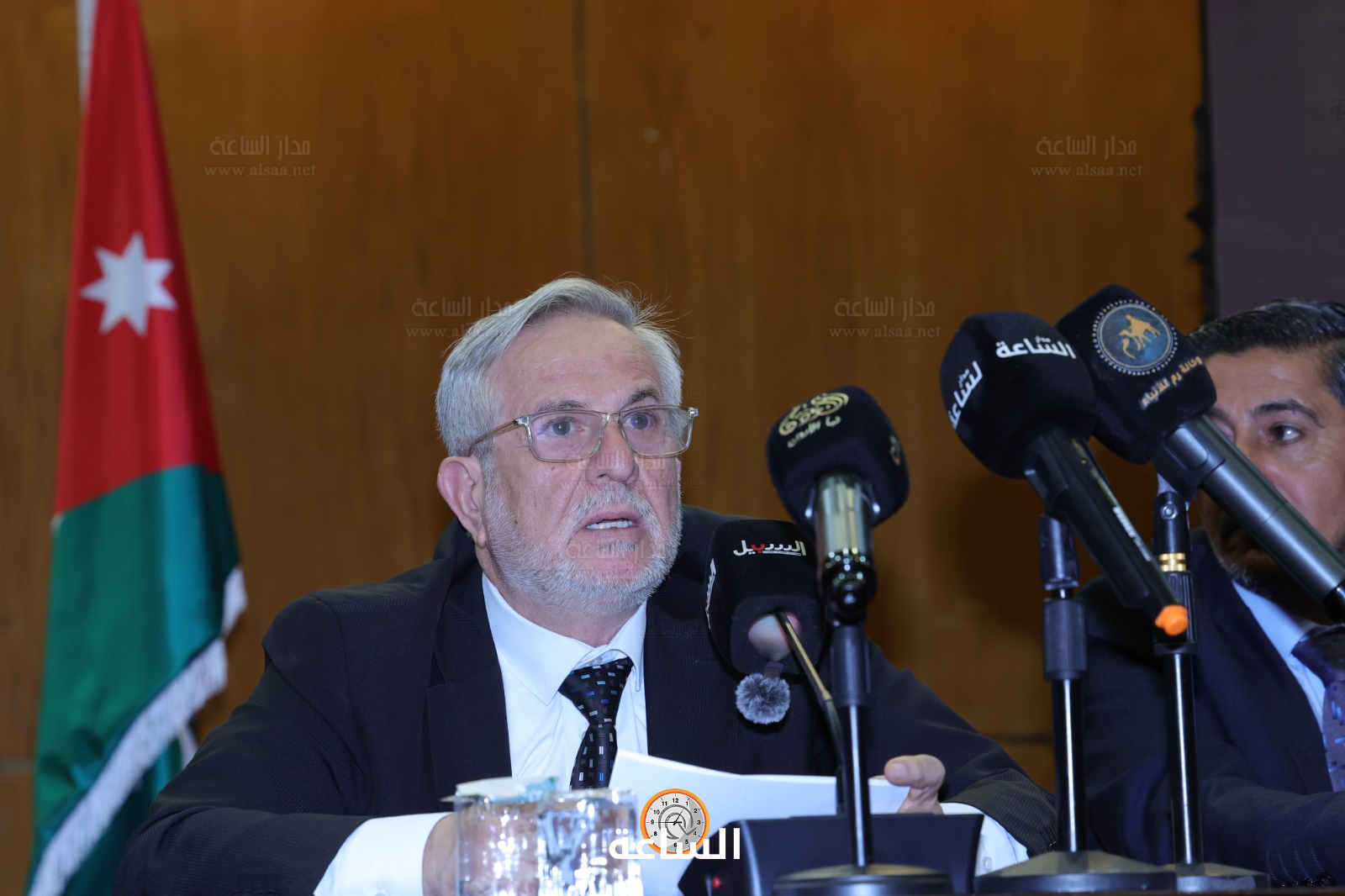 Madar Al-Saa Images 0.4966918853115765