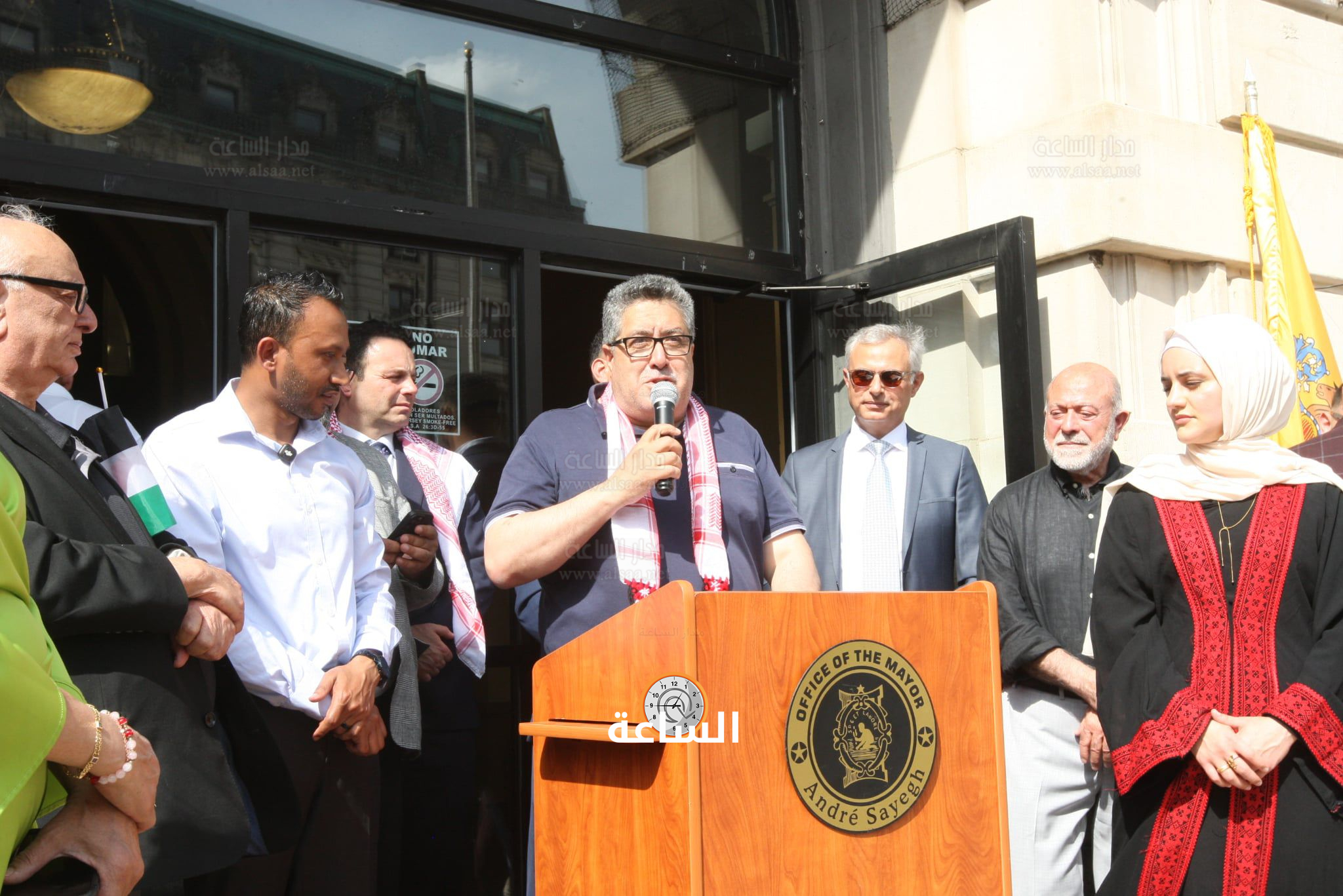 Madar Al-Saa Images 0.3549515228020713