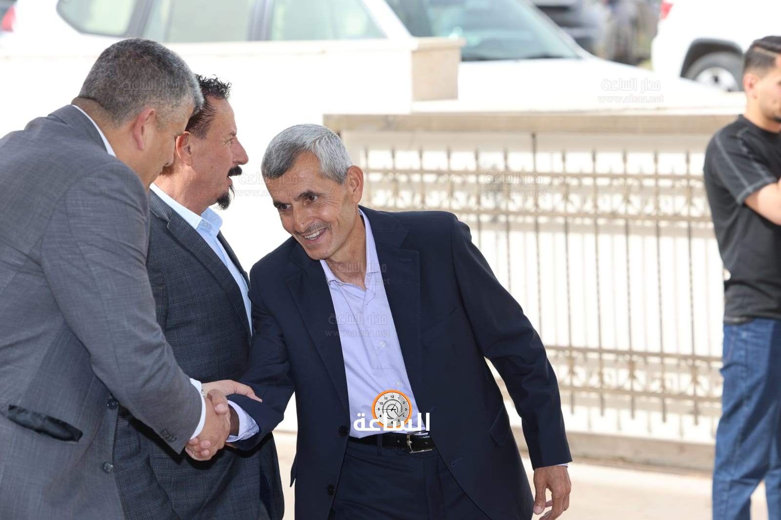 Madar Al-Saa Images 0.8318319384194994