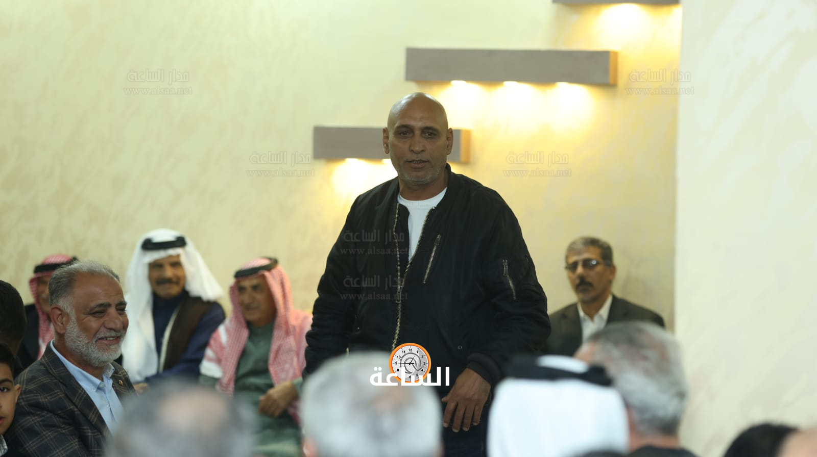 Madar Al-Saa Images 0.1942972294534966