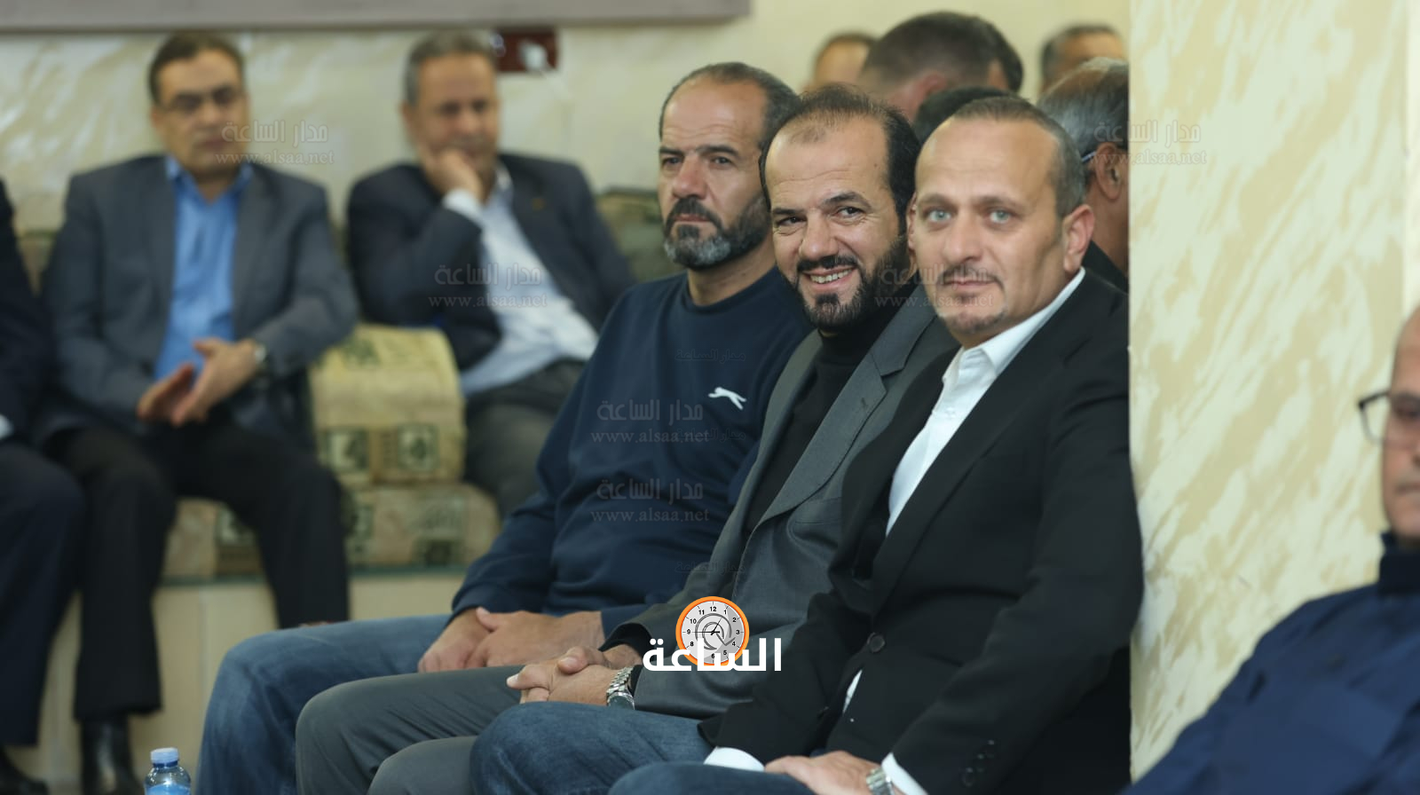 Madar Al-Saa Images 0.9785212545113126