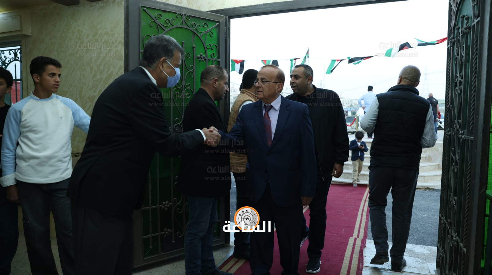 Madar Al-Saa Images 0.9583099451798338