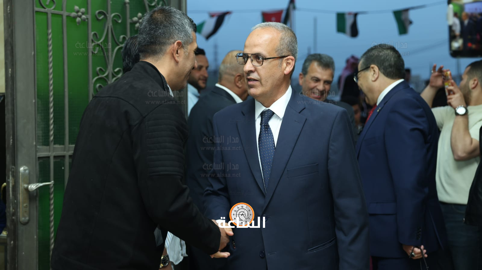 Madar Al-Saa Images 0.3218603821547402