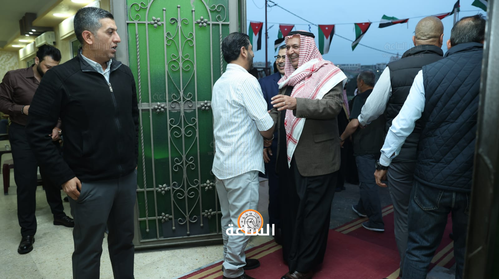 Madar Al-Saa Images 0.49272327978954444