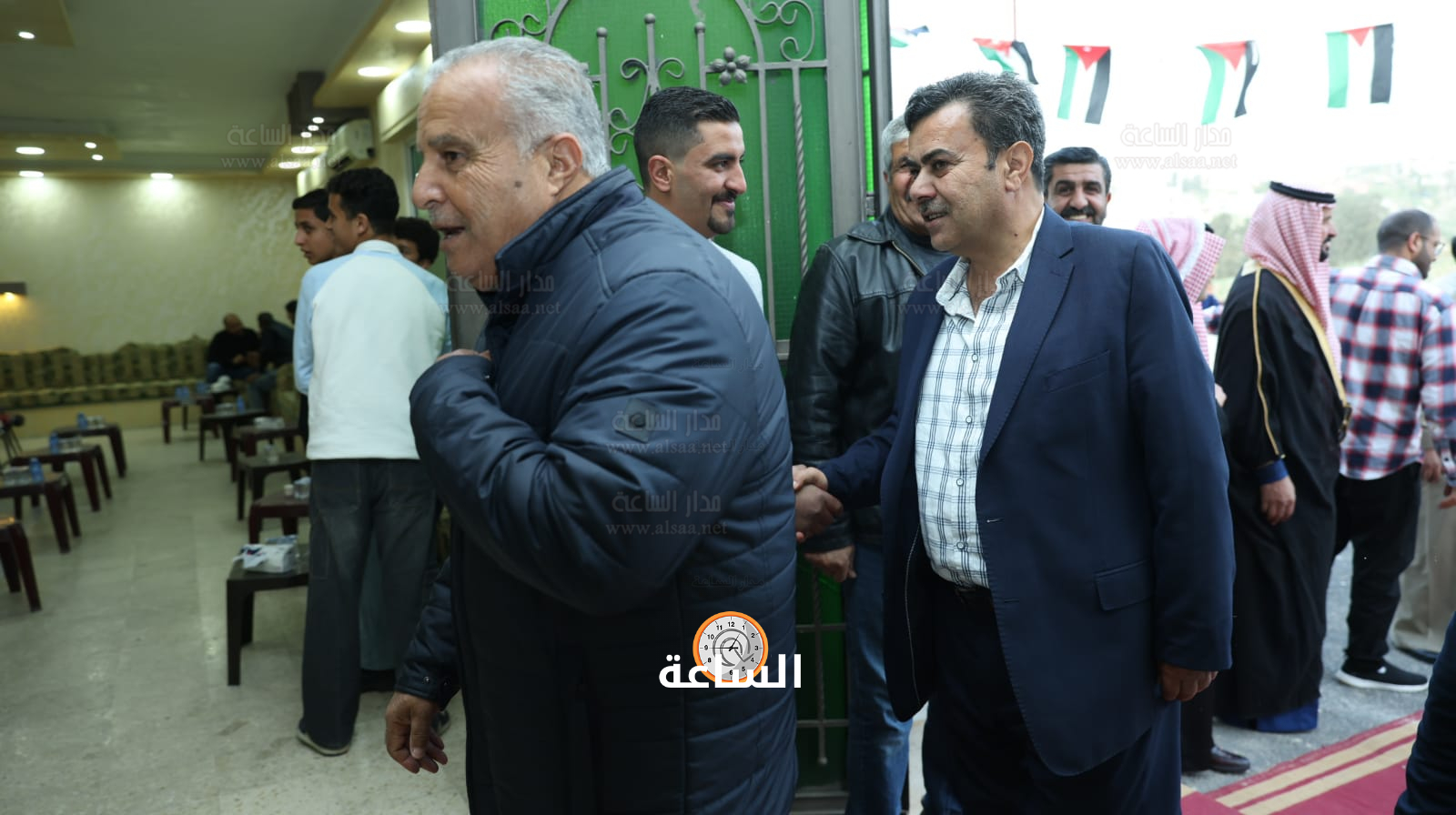 Madar Al-Saa Images 0.17365157651744167