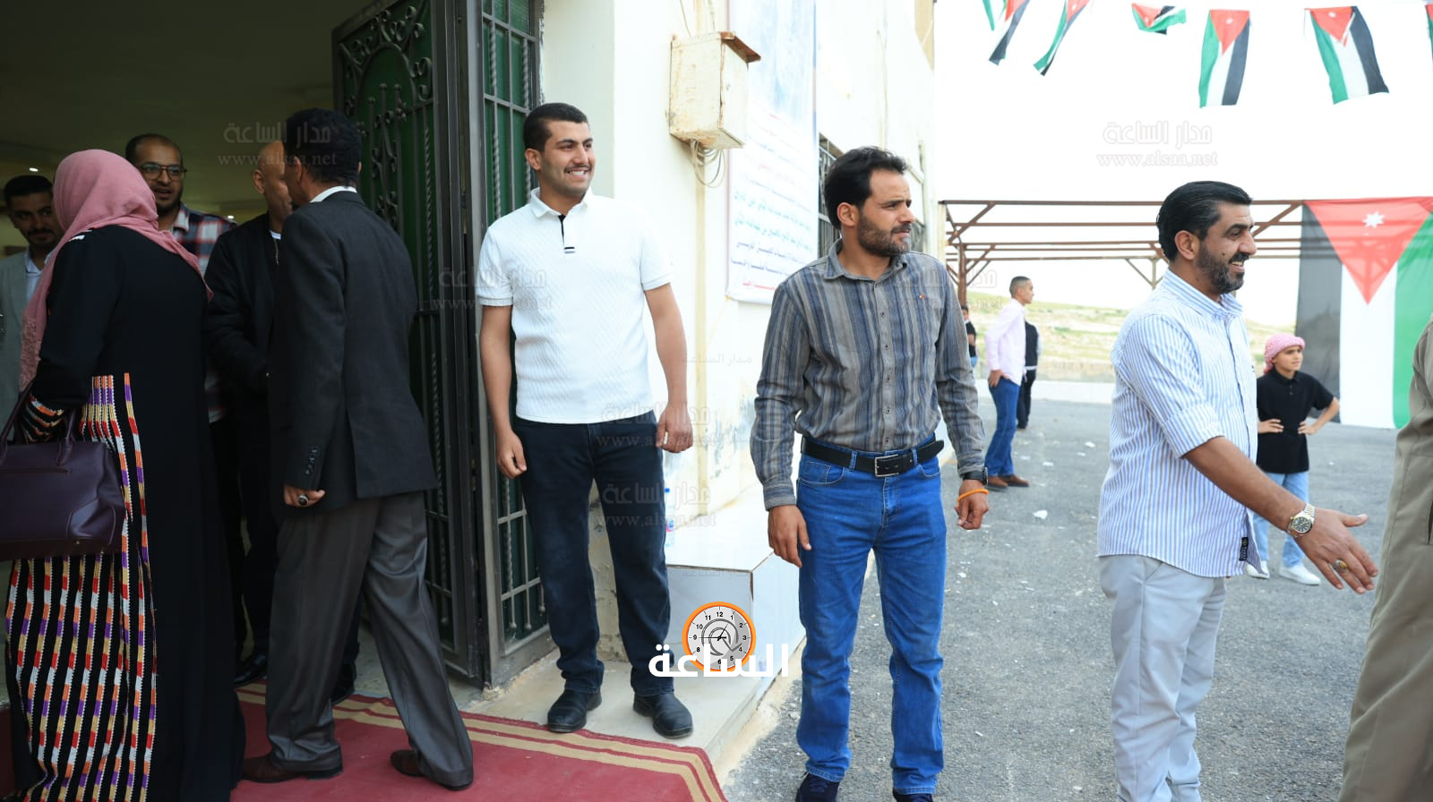 Madar Al-Saa Images 0.08753789995712558