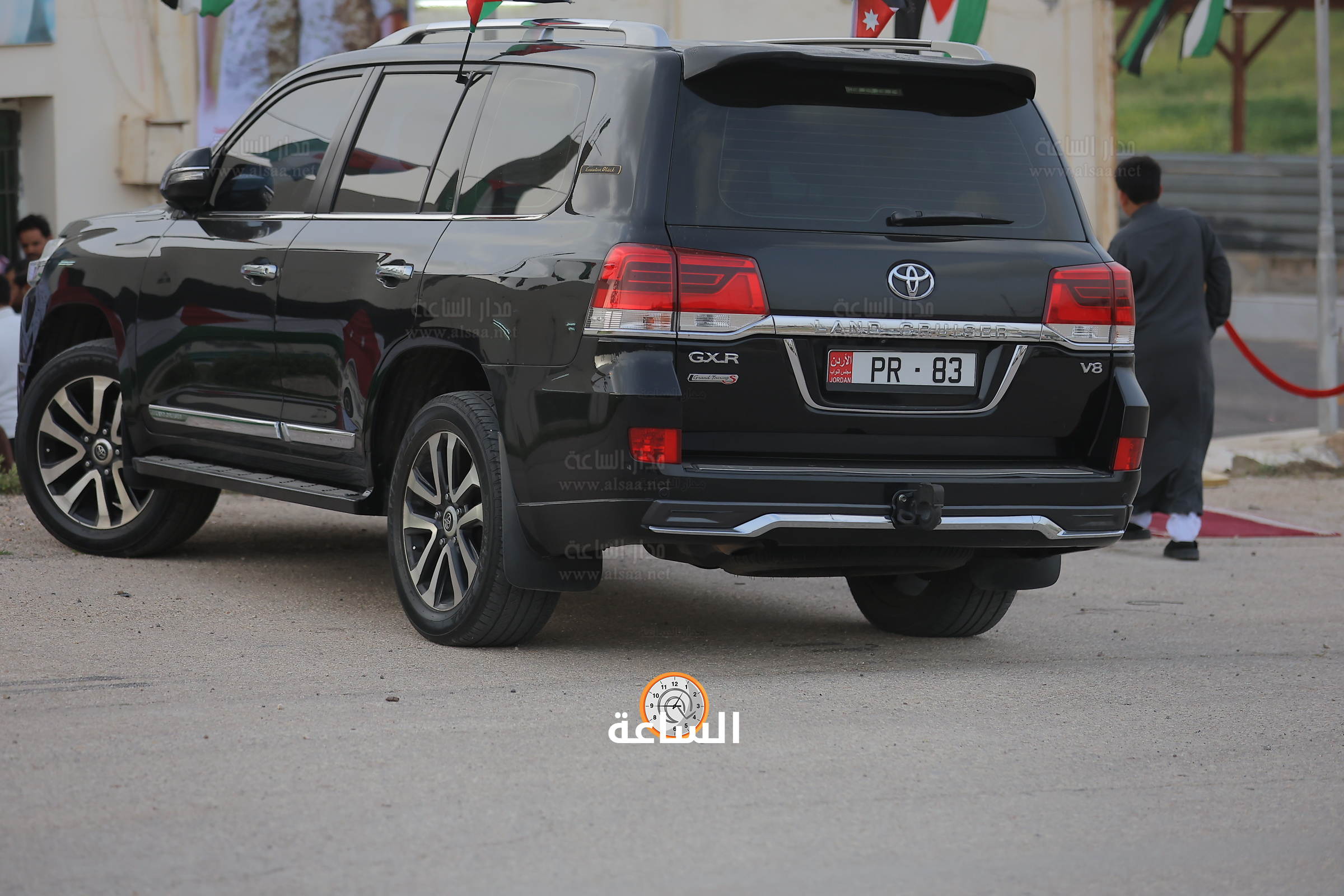 Madar Al-Saa Images 0.8438780399068808