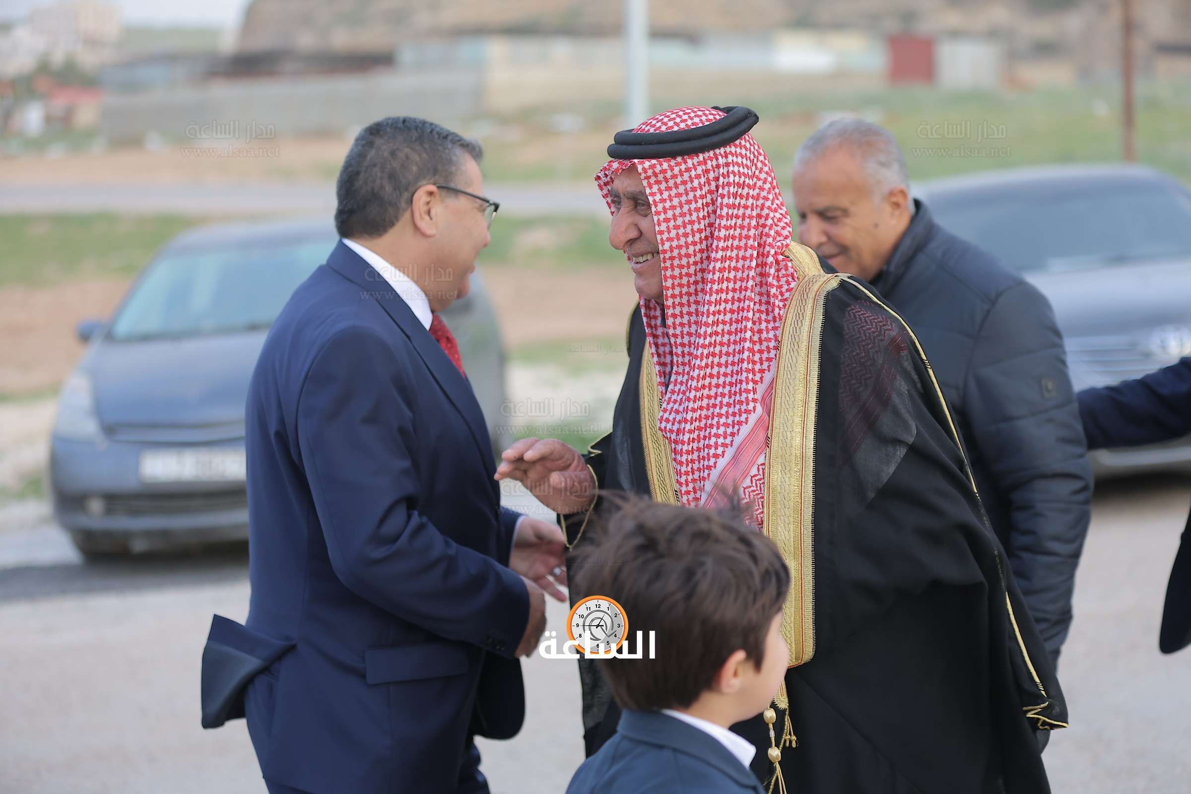 Madar Al-Saa Images 0.016406317475264554