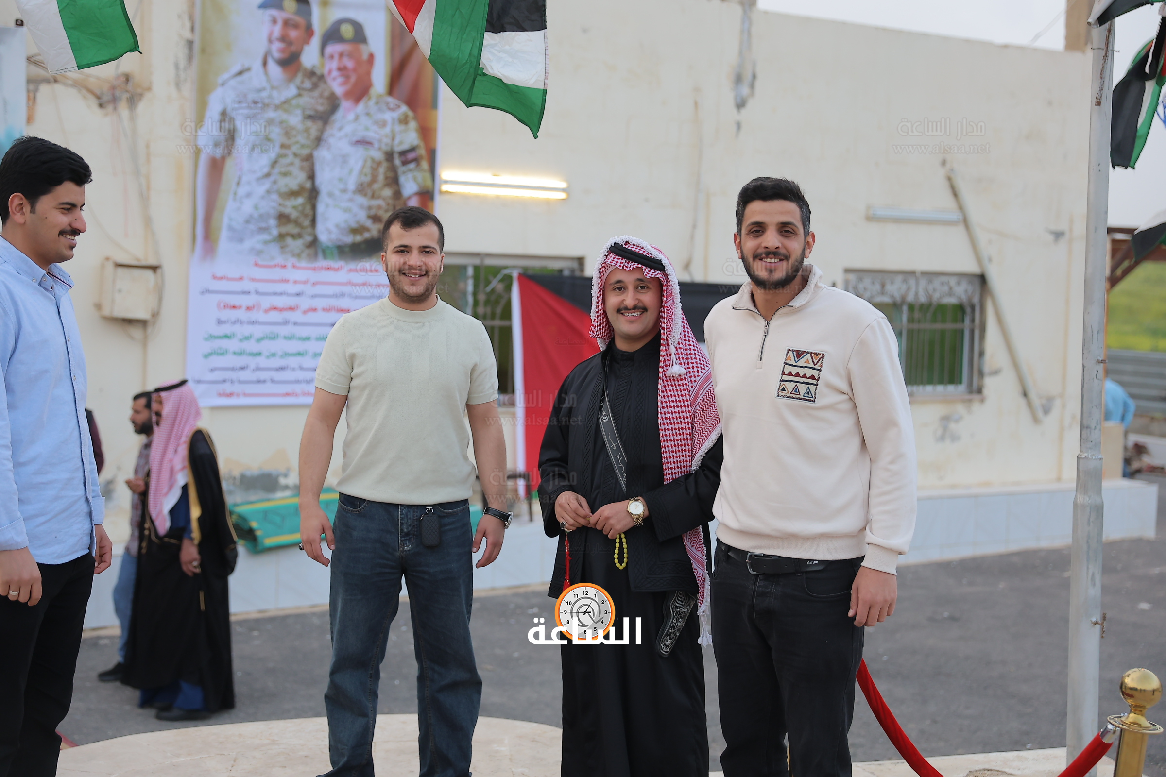 Madar Al-Saa Images 0.2656298348278626