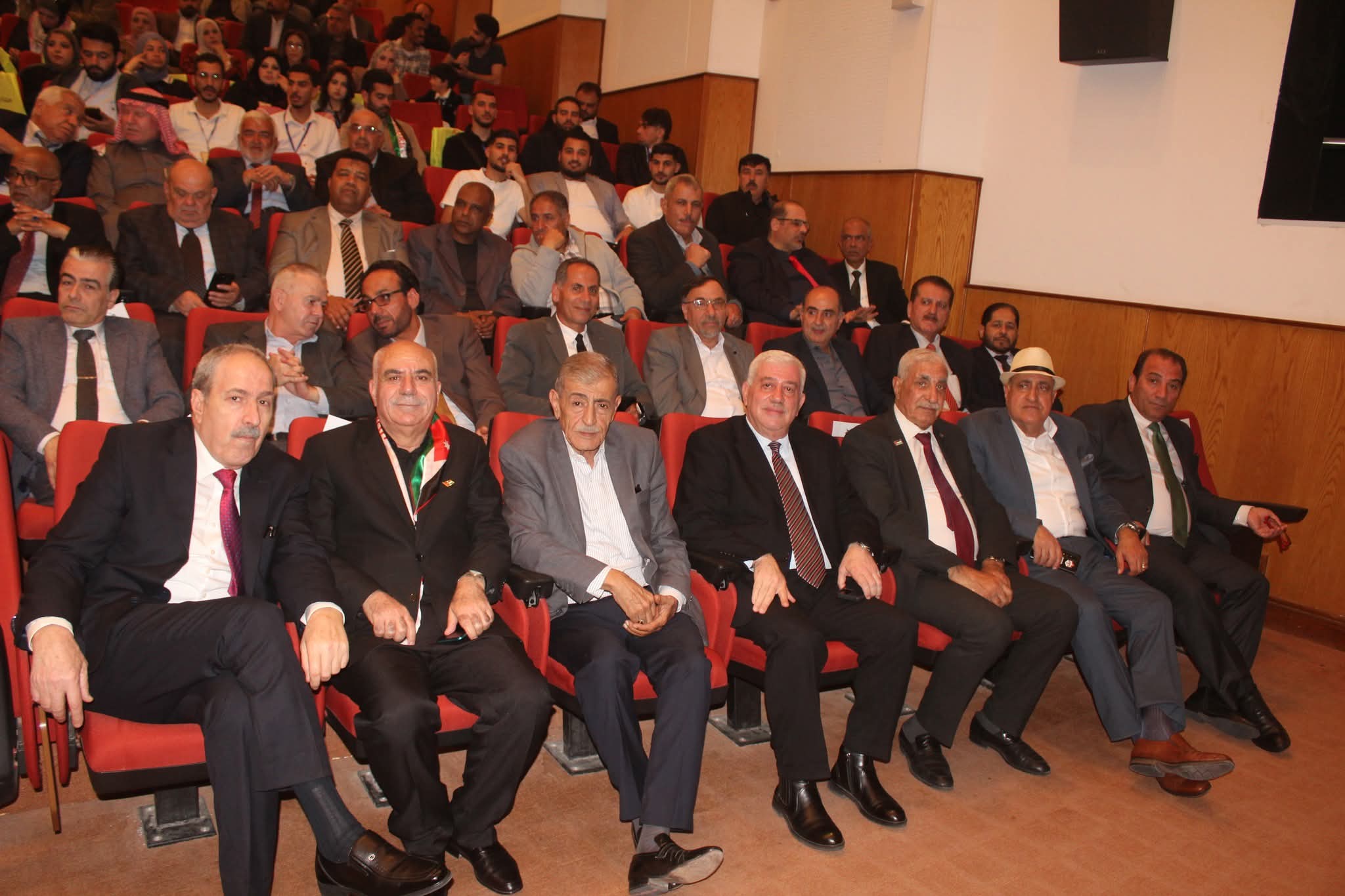 Madar Al-Saa Images 0.10901327212718404