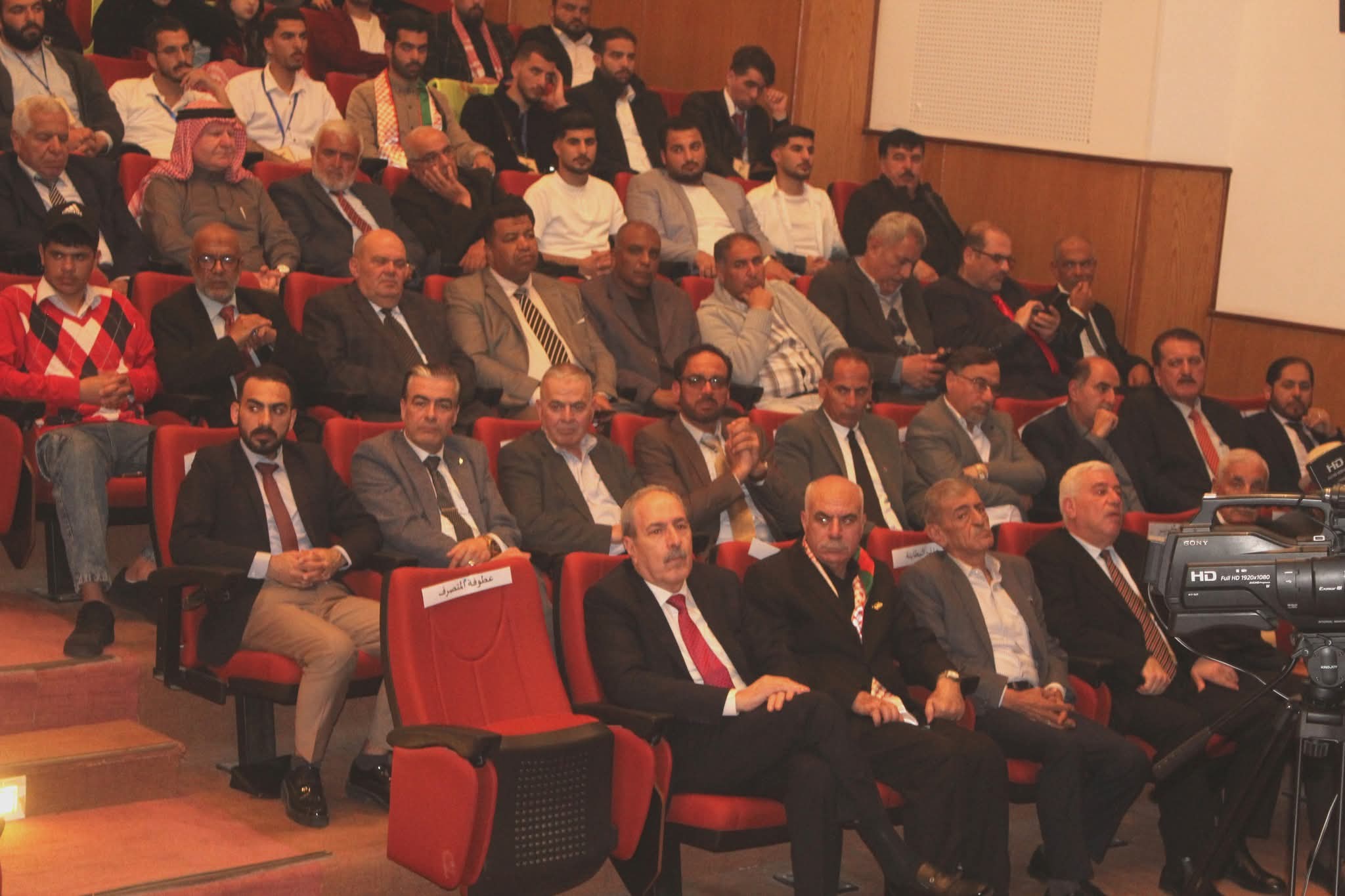 Madar Al-Saa Images 0.4369086767977093