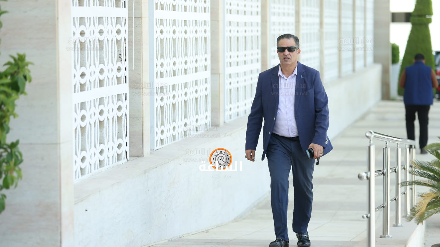 Madar Al-Saa Images 0.7579322858965996