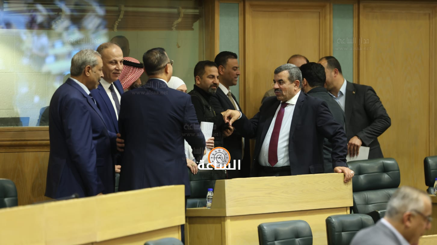 Madar Al-Saa Images 0.7274110256837237