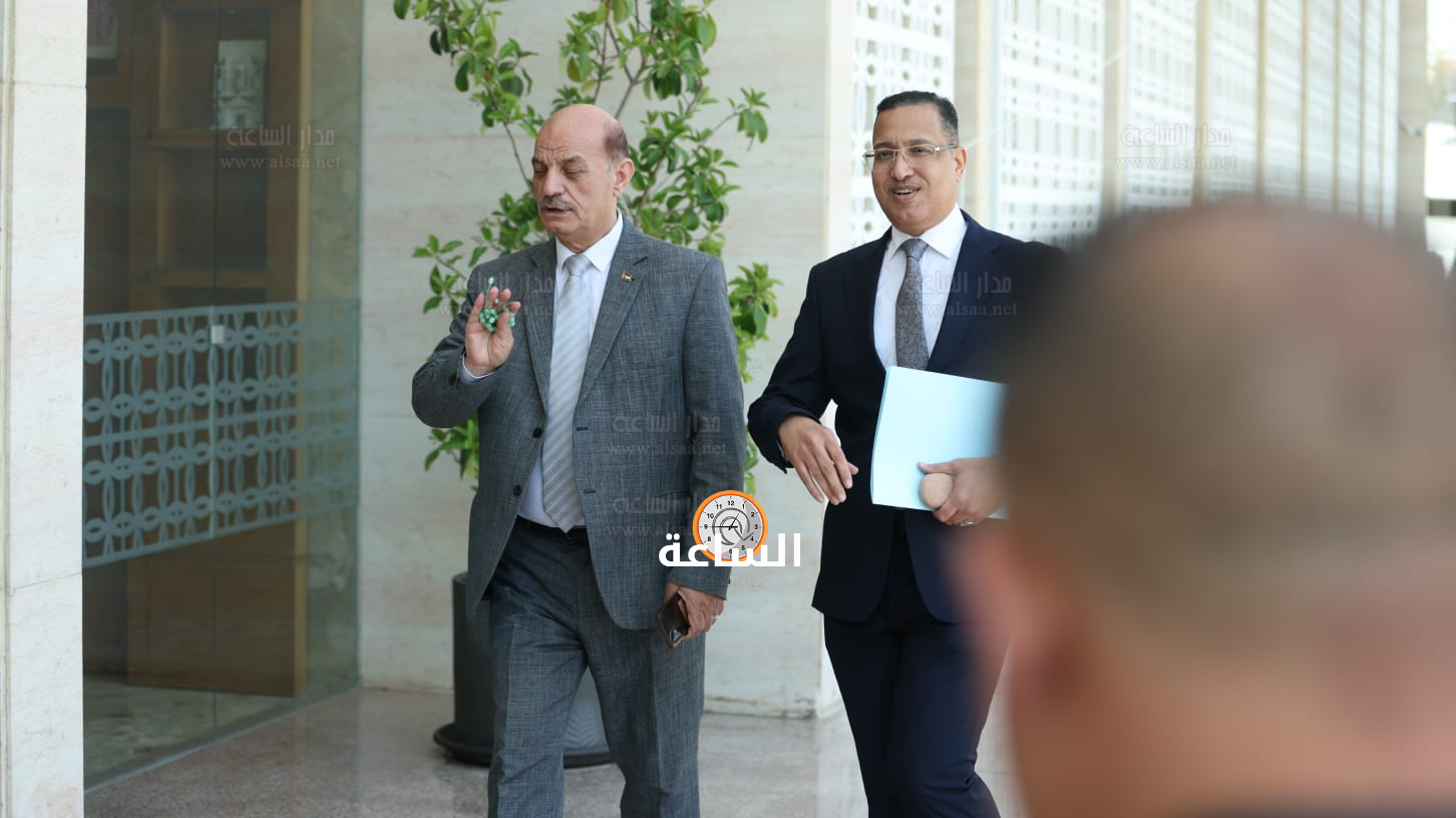 Madar Al-Saa Images 0.17539370063109594